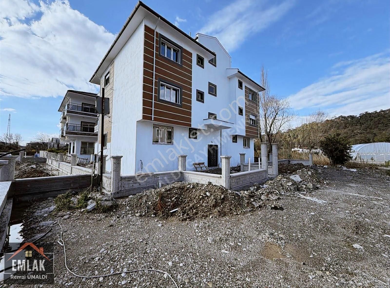 Sakin Rahat Huzur İçinde Yaşamım Olsun Diyorsan İşte Burası - Görsel 7