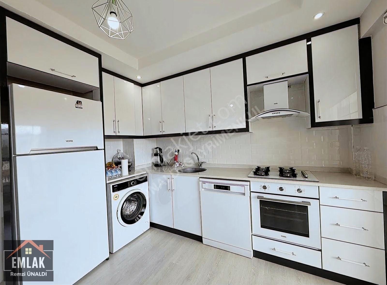 2+1 Asansörlü Kapalı Mutfak Dubleks Daire / Full Yeni Eşyalı - Görsel 15