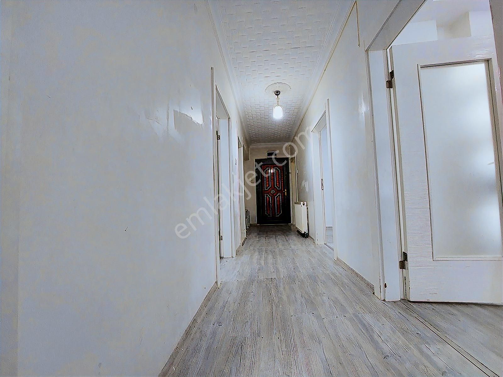 Piyade Mah Emirler Merkez De Satılık 3+1 Ful Yapılı Geniş Daire - Görsel 14