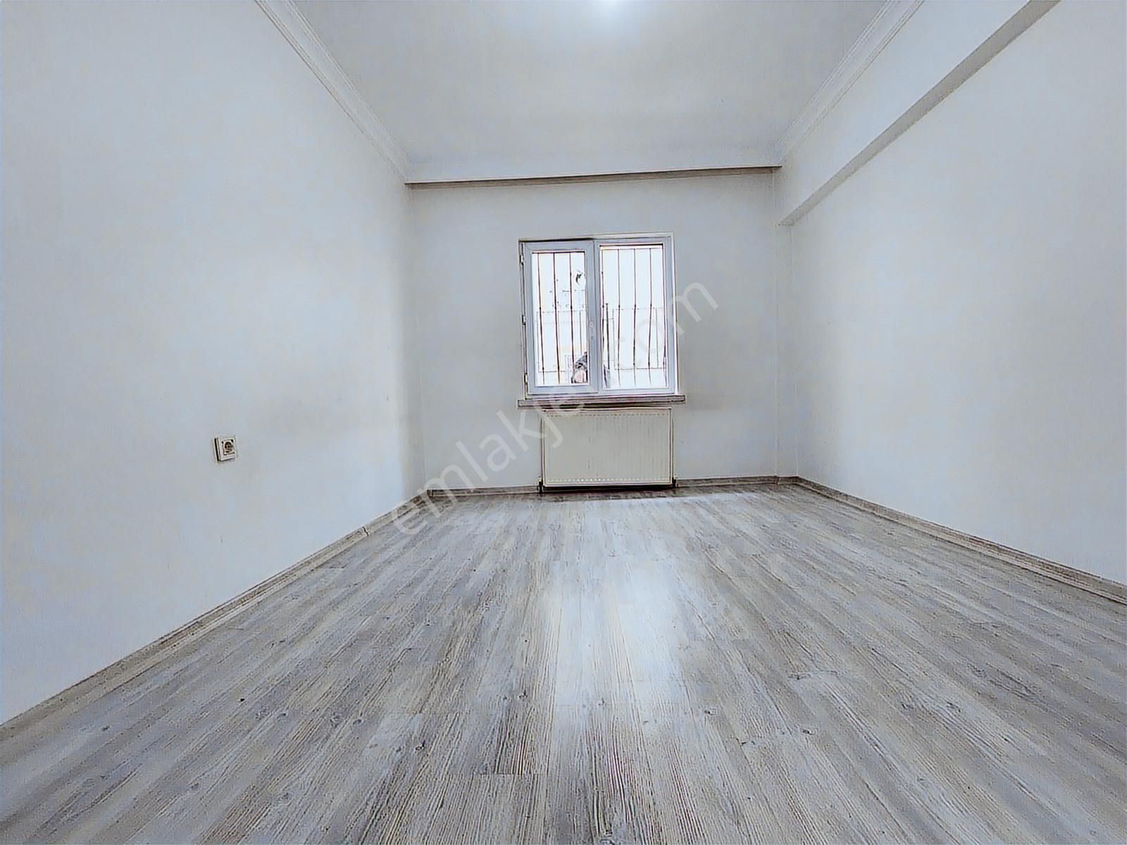 Piyade Mah Emirler Merkez De Satılık 3+1 Ful Yapılı Geniş Daire - Görsel 15