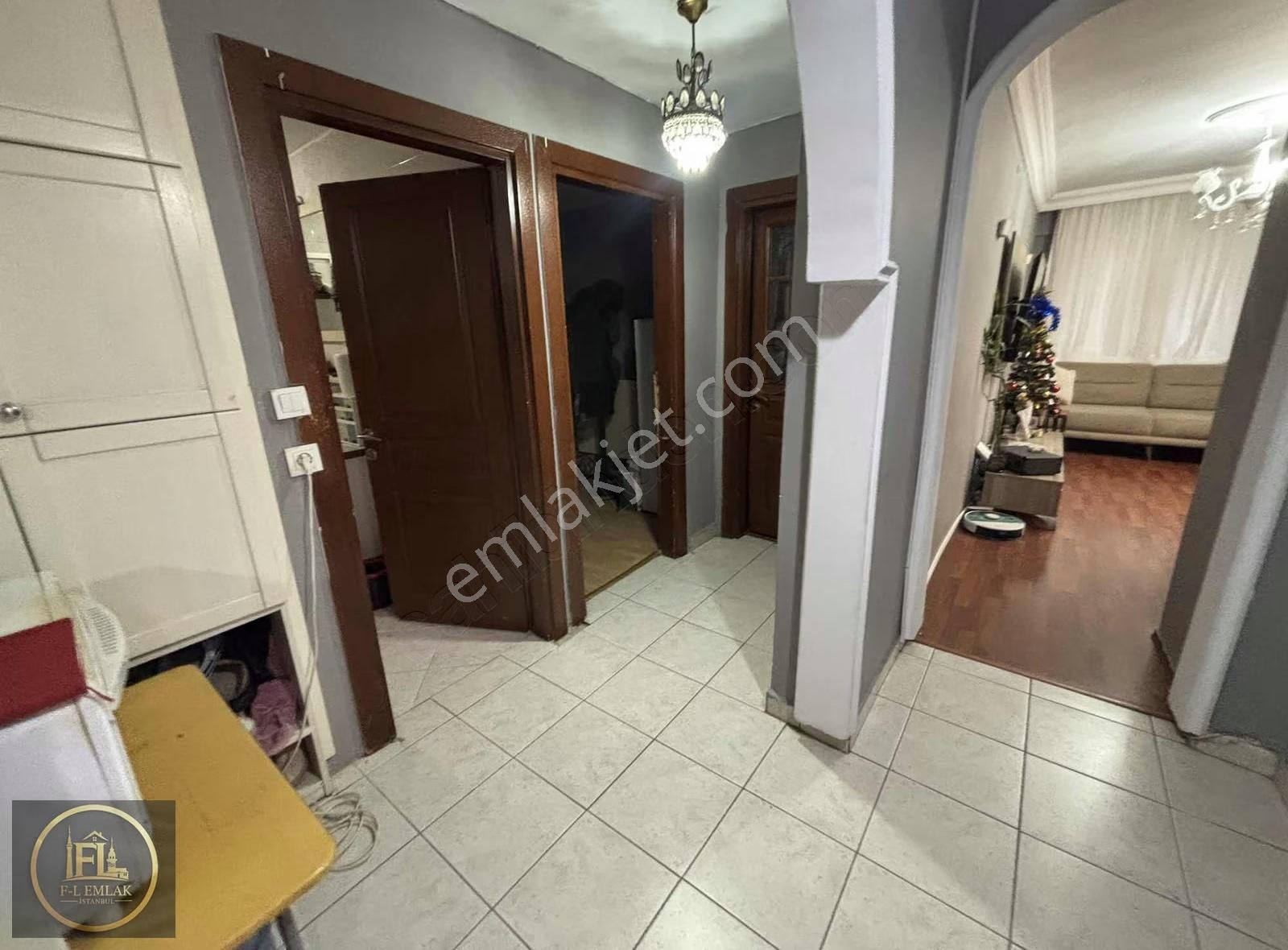 F-l Emlaktan Bulgurlu Metroya 1 Dk Ata 1 Sitesinde 3+1 - Görsel 11