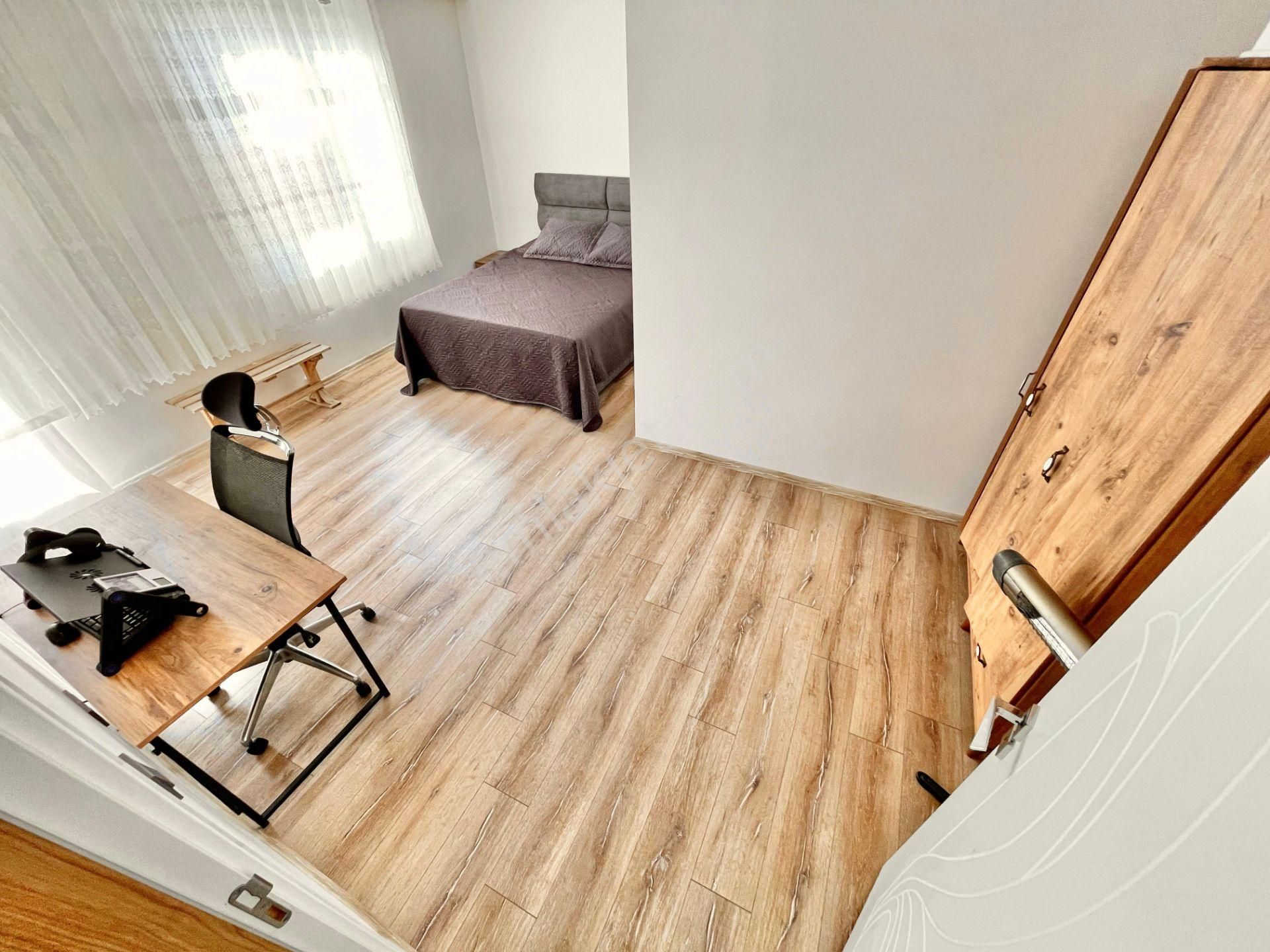 Berkay Demirel'den Altınkumda 4 Yaşında Teras Manzaralı 4+1 - Görsel 29