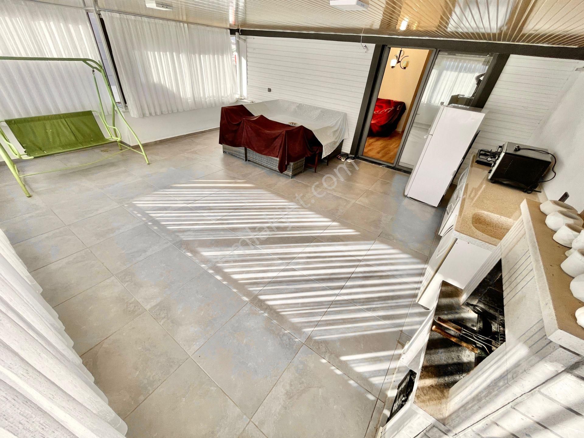 Berkay Demirel'den Altınkumda 4 Yaşında Teras Manzaralı 4+1 - Görsel 14