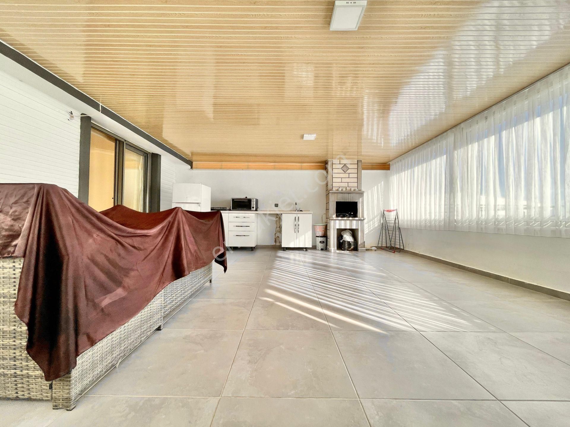 Berkay Demirel'den Altınkumda 4 Yaşında Teras Manzaralı 4+1 - Görsel 12