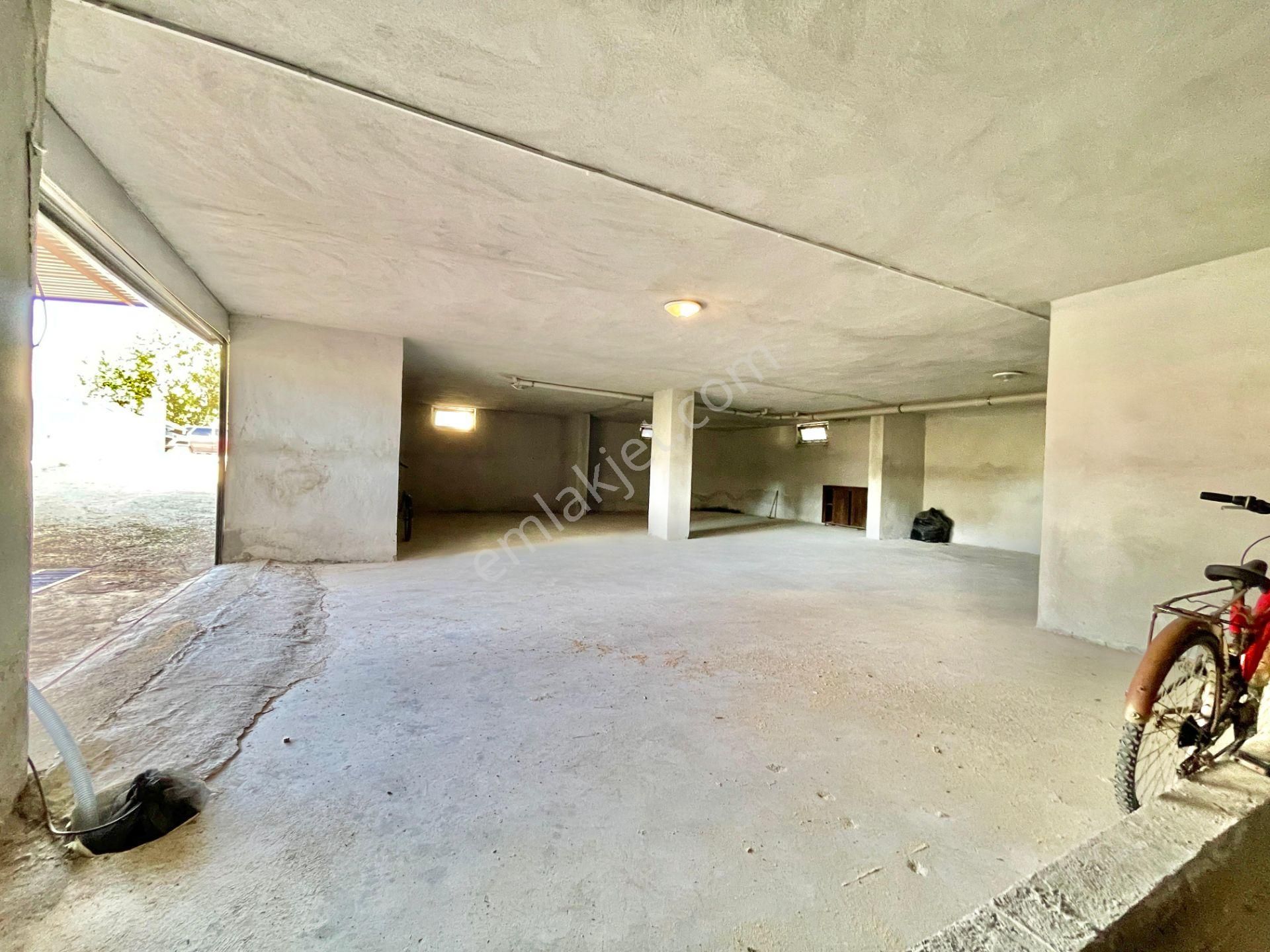 Berkay Demirel'den Altınkumda 4 Yaşında Teras Manzaralı 4+1 - Görsel 28