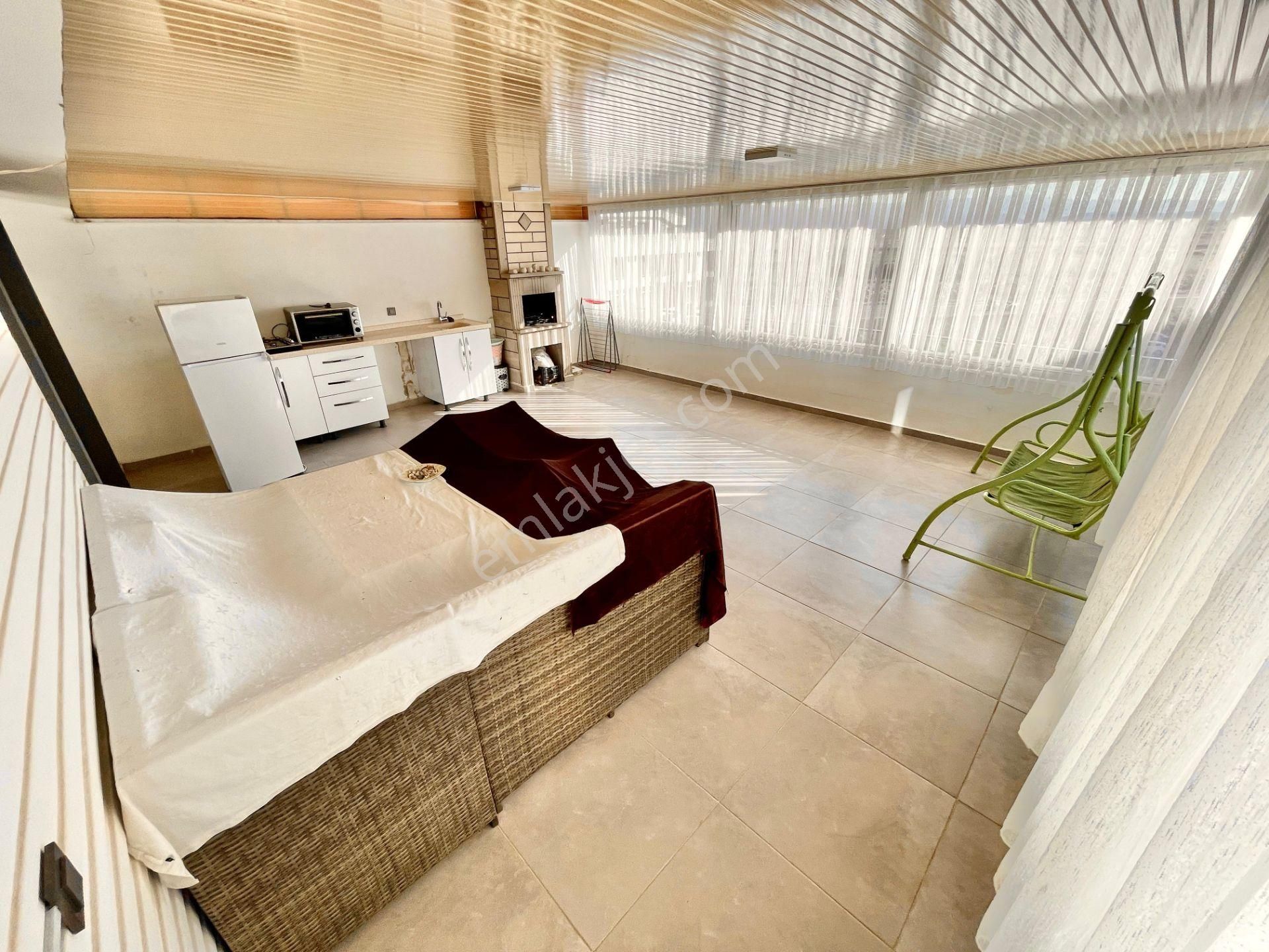 Berkay Demirel'den Altınkumda 4 Yaşında Teras Manzaralı 4+1 - Görsel 16