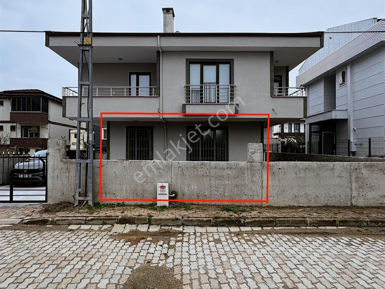 Silivri Cumhuriyet Mahallesinde Kiralık 2+1 Daire - Görsel 6