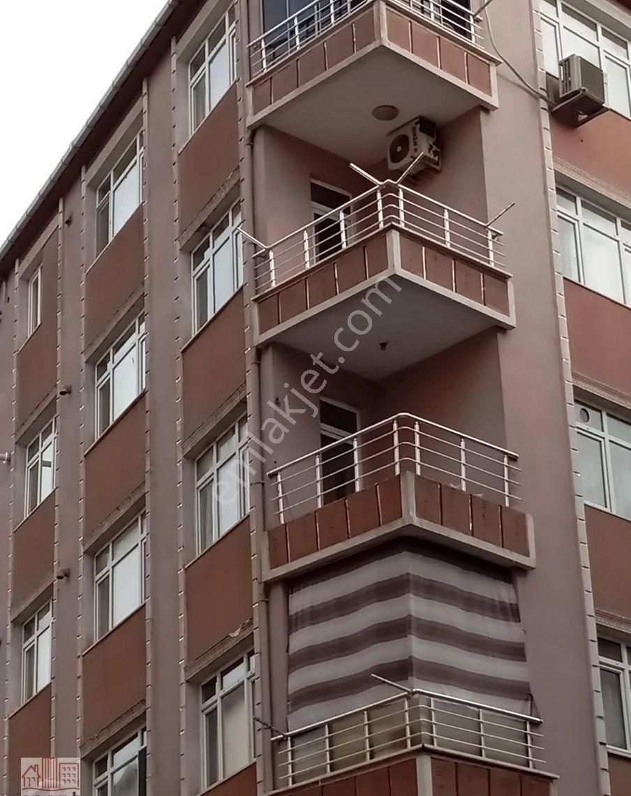 Güngören Haznedar Mahallesi 2+1 90 M2 Kentsele Giden Köşe Daire - Görsel 11