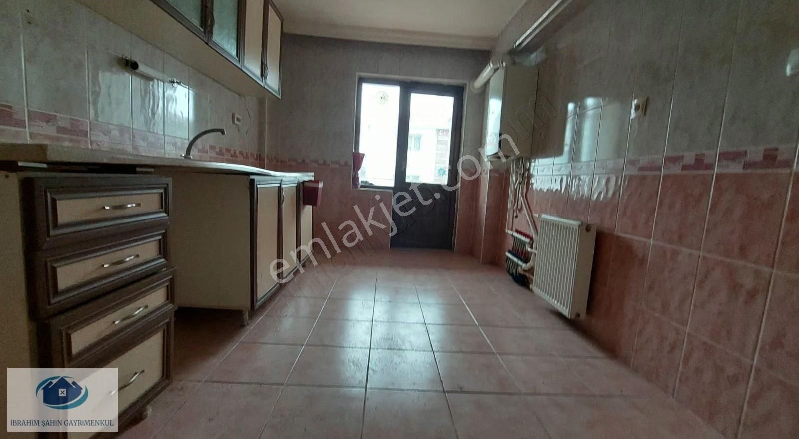 Ankara Etimesgut Elvan Mah Kiralık 3+1 Daire Ara Kat - Görsel 6
