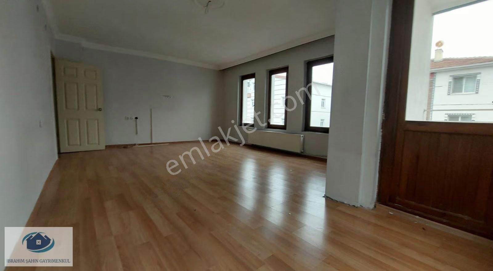 Ankara Etimesgut Elvan Mah Kiralık 3+1 Daire Ara Kat - Görsel 8