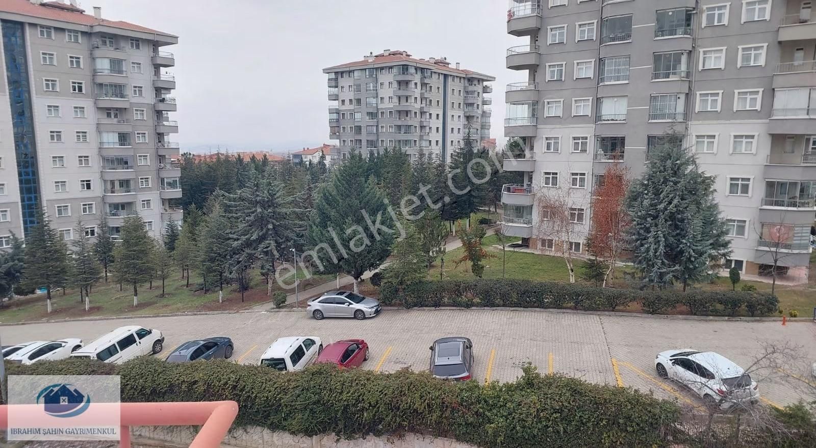 Ankara Etimesgut Süvari Mah Satılık 5+1 Asansörlü Teras Daire