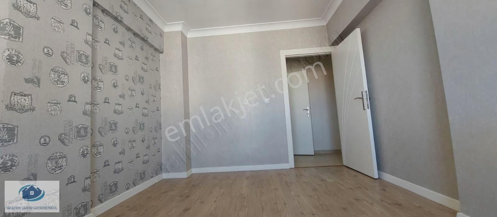 Ankara Etimesgut Piyade Mah Satılık 4+1 Full Yapılı Katta Dublex - Görsel 2