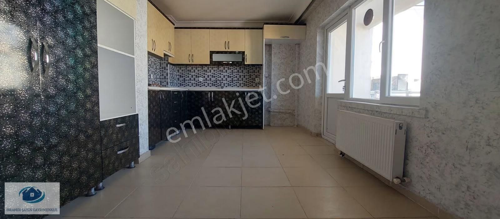 Ankara Etimesgut Piyade Mah Satılık 4+1 Full Yapılı Katta Dublex - Görsel 6