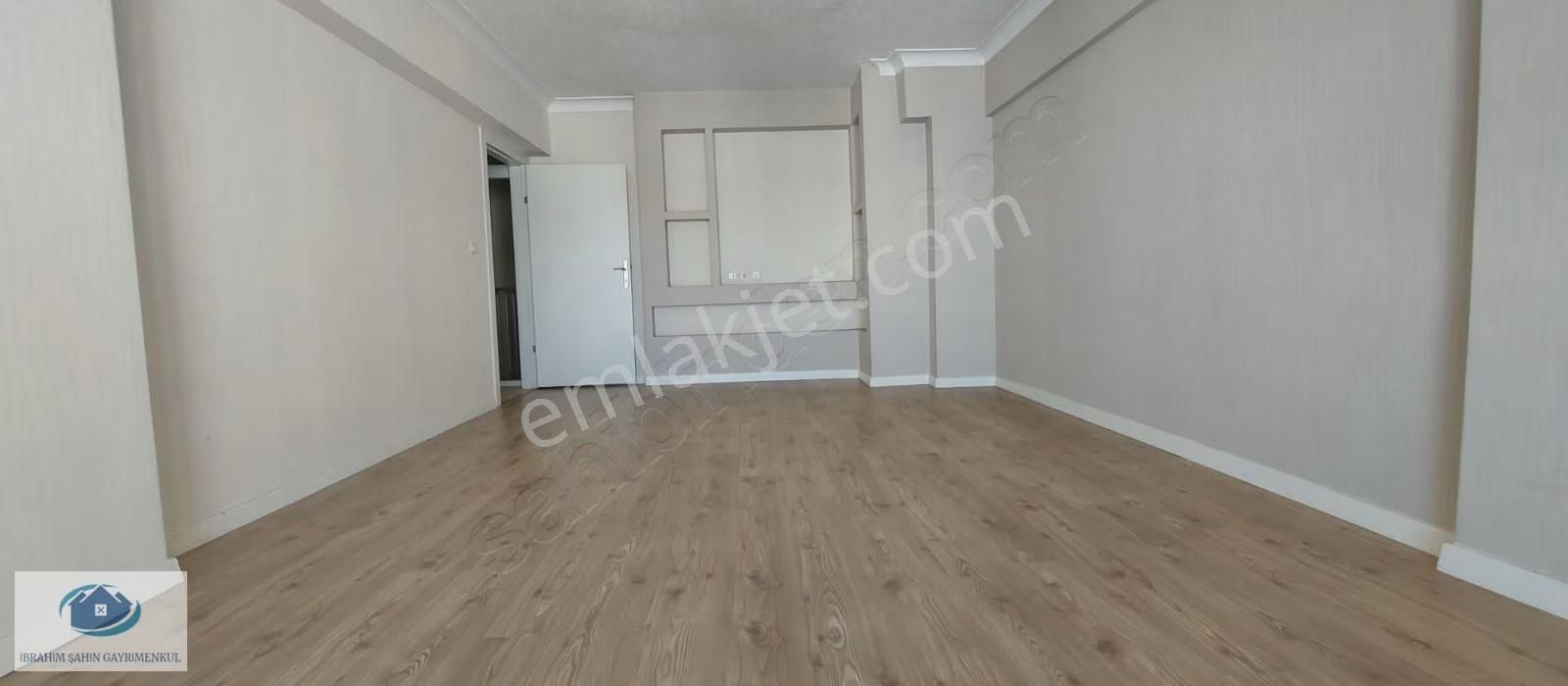 Ankara Etimesgut Piyade Mah Satılık 4+1 Full Yapılı Katta Dublex - Görsel 23