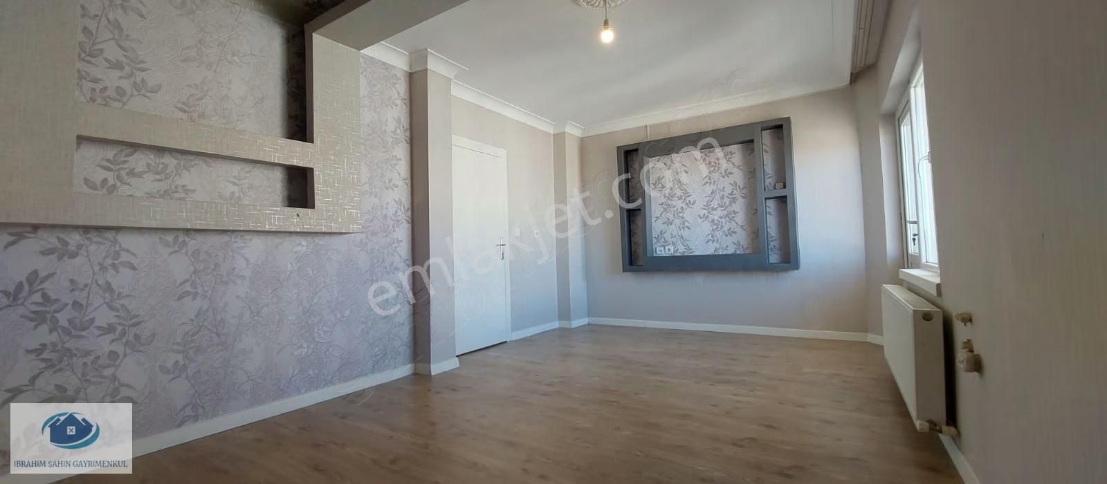 Ankara Etimesgut Piyade Mah Satılık 4+1 Full Yapılı Katta Dublex - Görsel 14