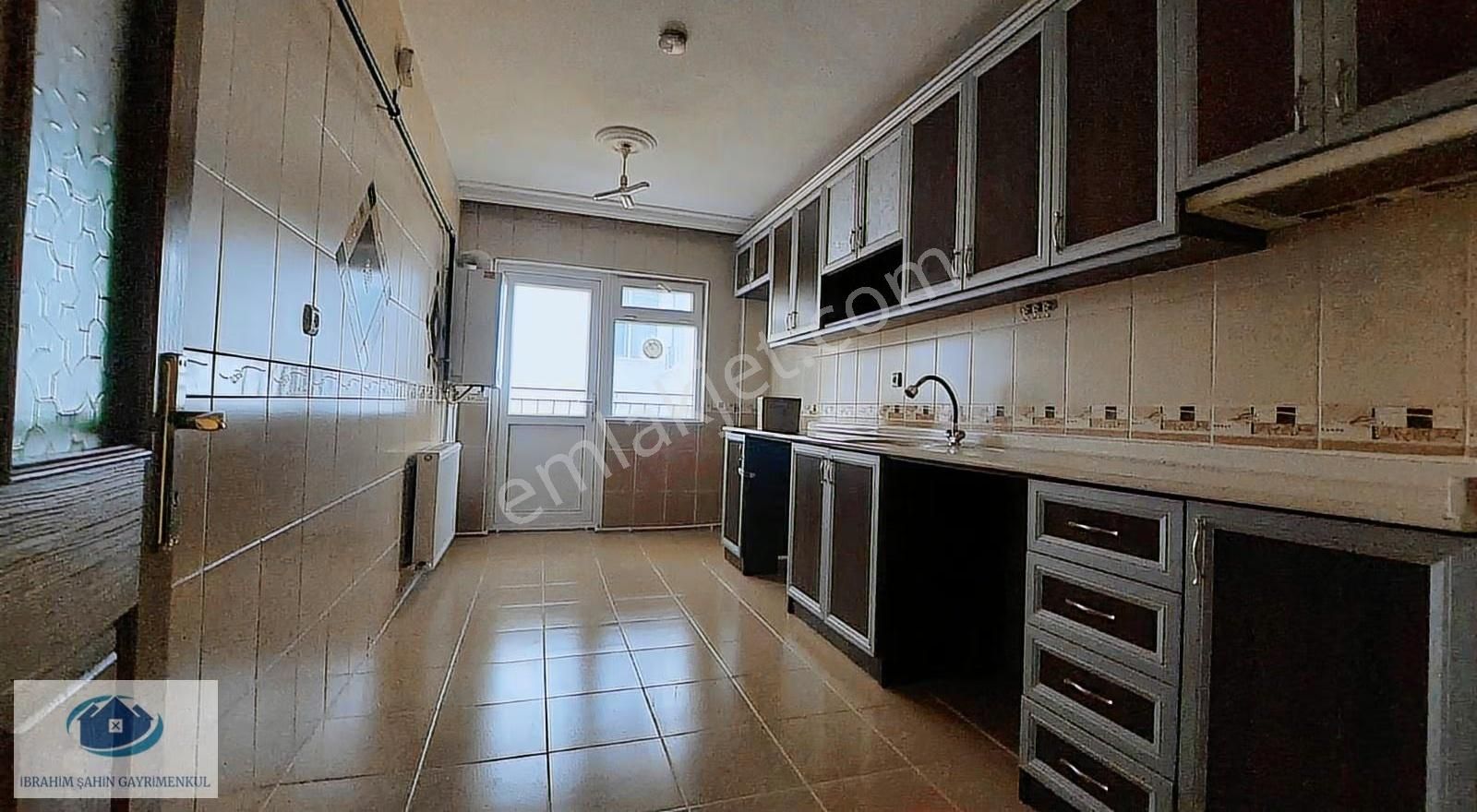 Ankara Etimesgut Topçu Mah Kiralık 3+1 Ara Kat Geniş Daire - Görsel 8