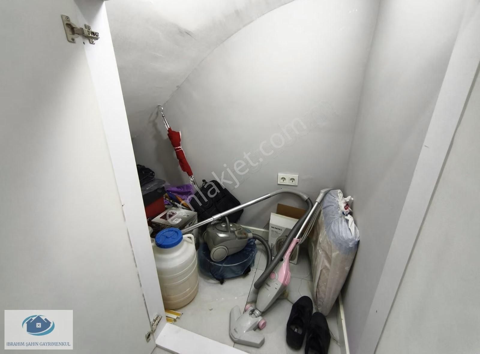 Ankara Etimesgut İstasyon Mah Satılık5+1 Full+ Full Yapılı Teras - Görsel 14
