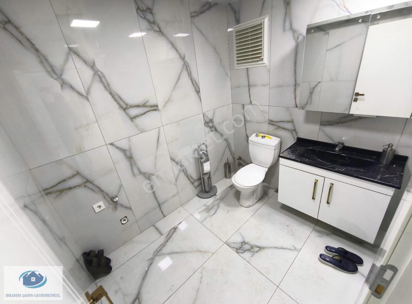 Ankara Etimesgut İstasyon Mah Satılık5+1 Full+ Full Yapılı Teras - Görsel 11