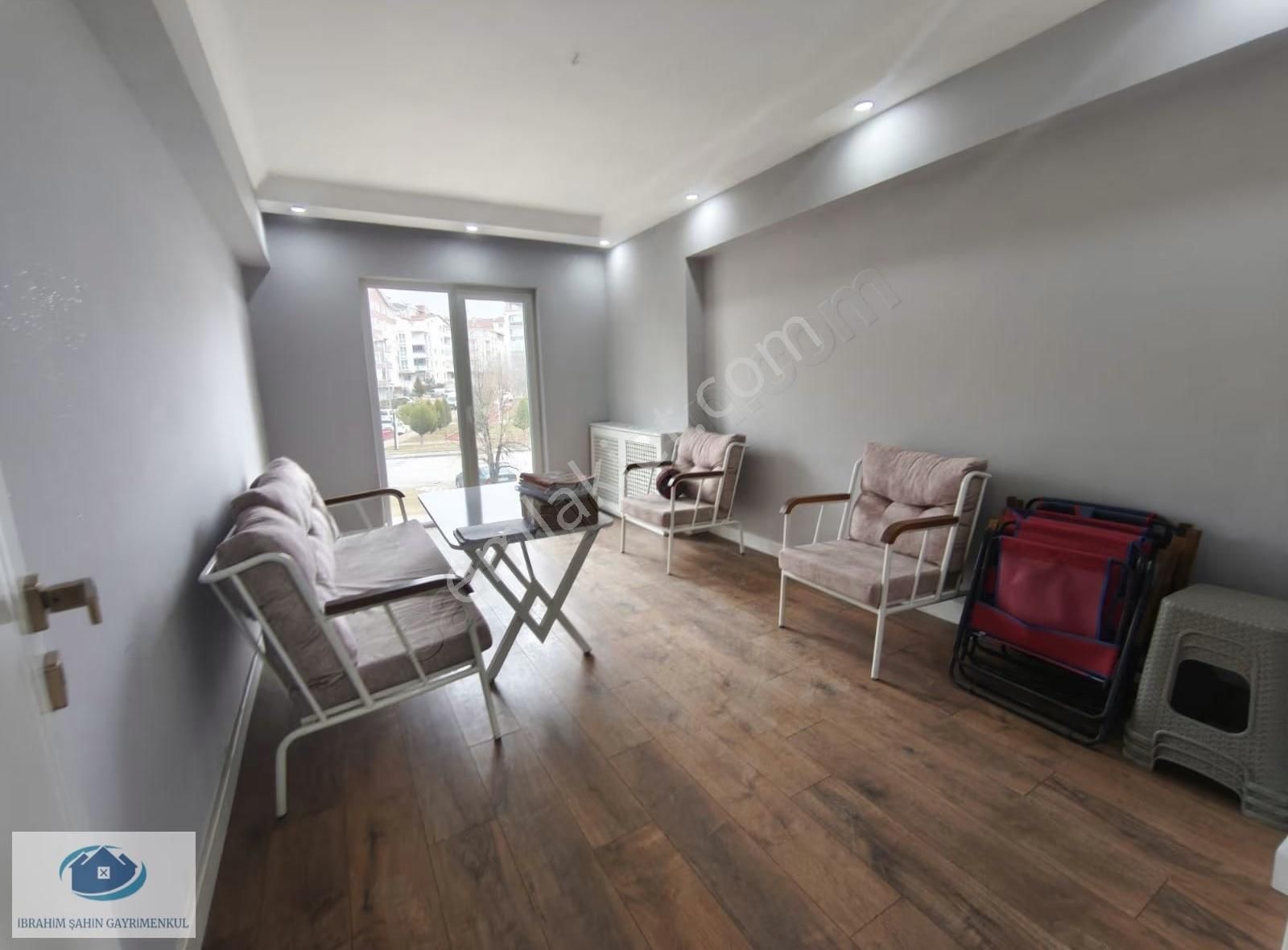 Ankara Etimesgut İstasyon Mah Satılık5+1 Full+ Full Yapılı Teras - Görsel 23