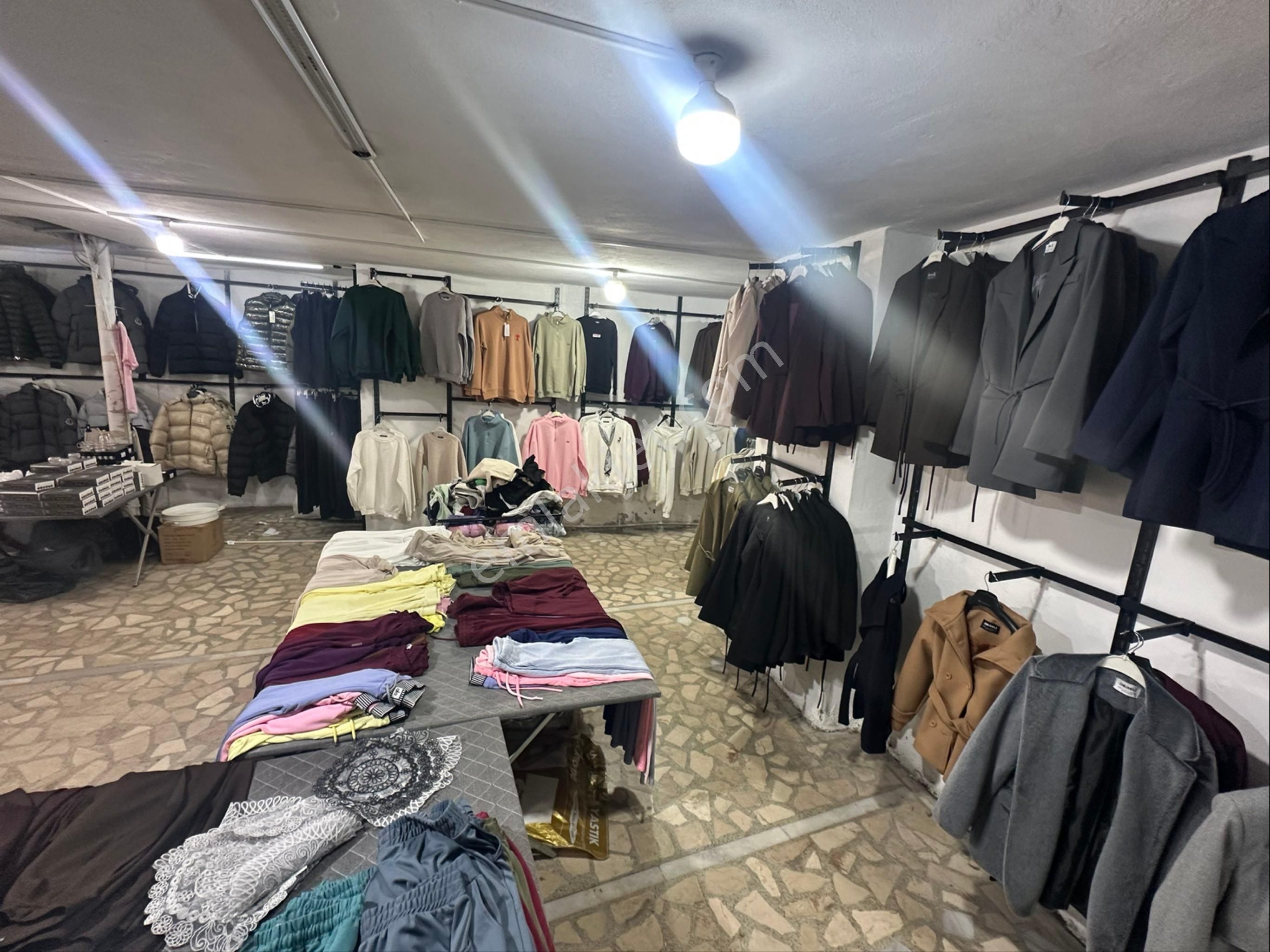 Sahibinden Yatırımlık 2 Adet Dükkan - Görsel 12