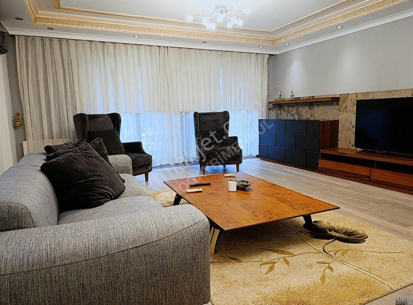 Şişli Merkez'de Full Eşyalı Kiralık 4+1