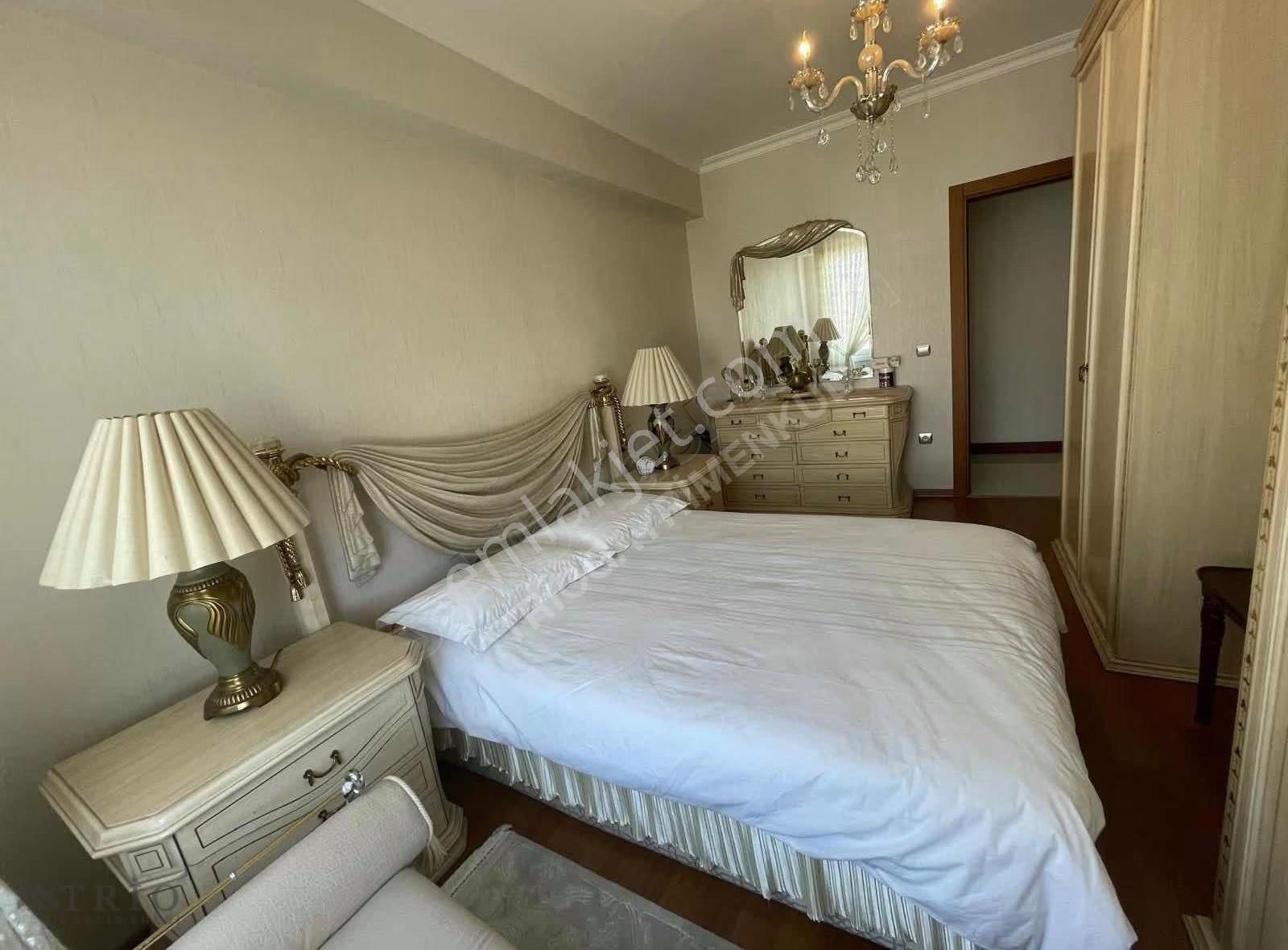 Bahçeşehir Hillpark 2'de Manzaralı 4+1 Satılık Daire (185m²) - Görsel 7