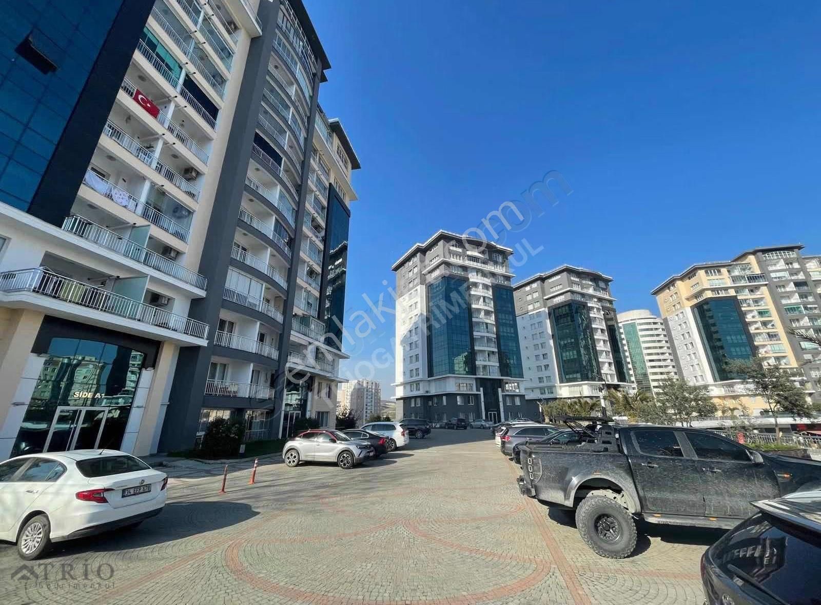 Bahçeşehir Hillpark 2'de Manzaralı 4+1 Satılık Daire (185m²) - Görsel 4
