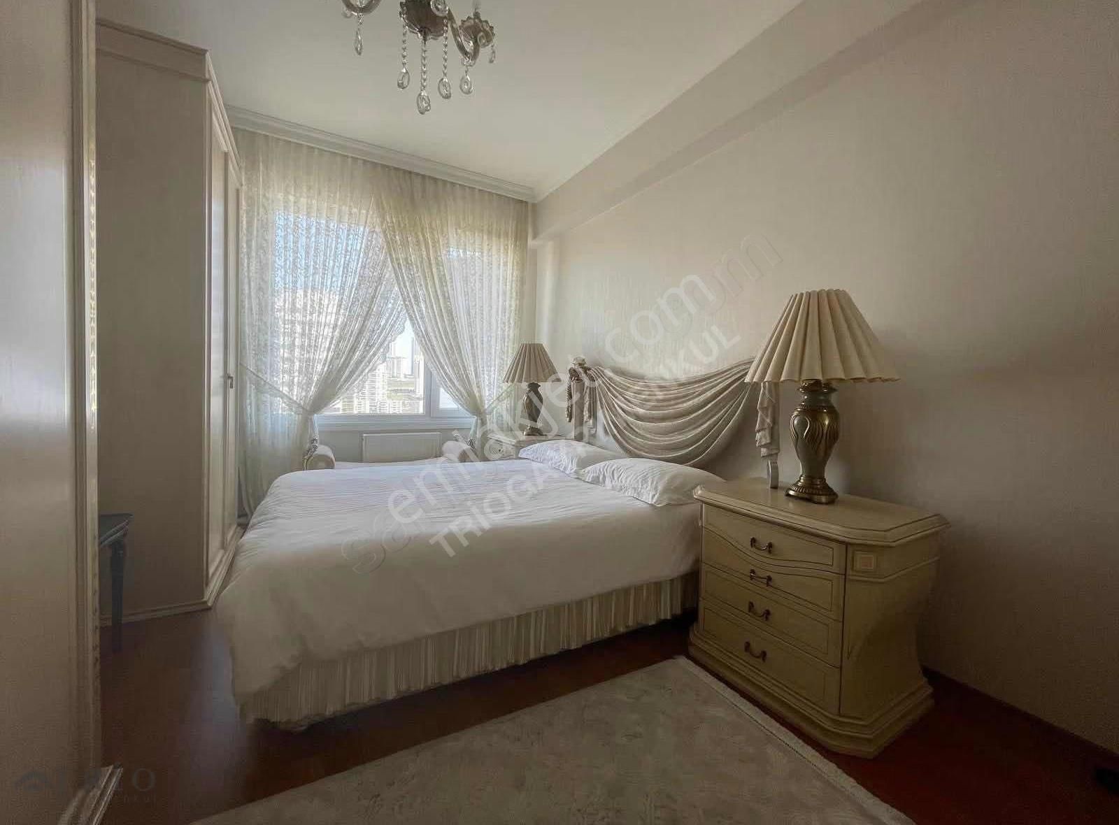 Bahçeşehir Hillpark 2'de Manzaralı 4+1 Satılık Daire (185m²) - Görsel 27