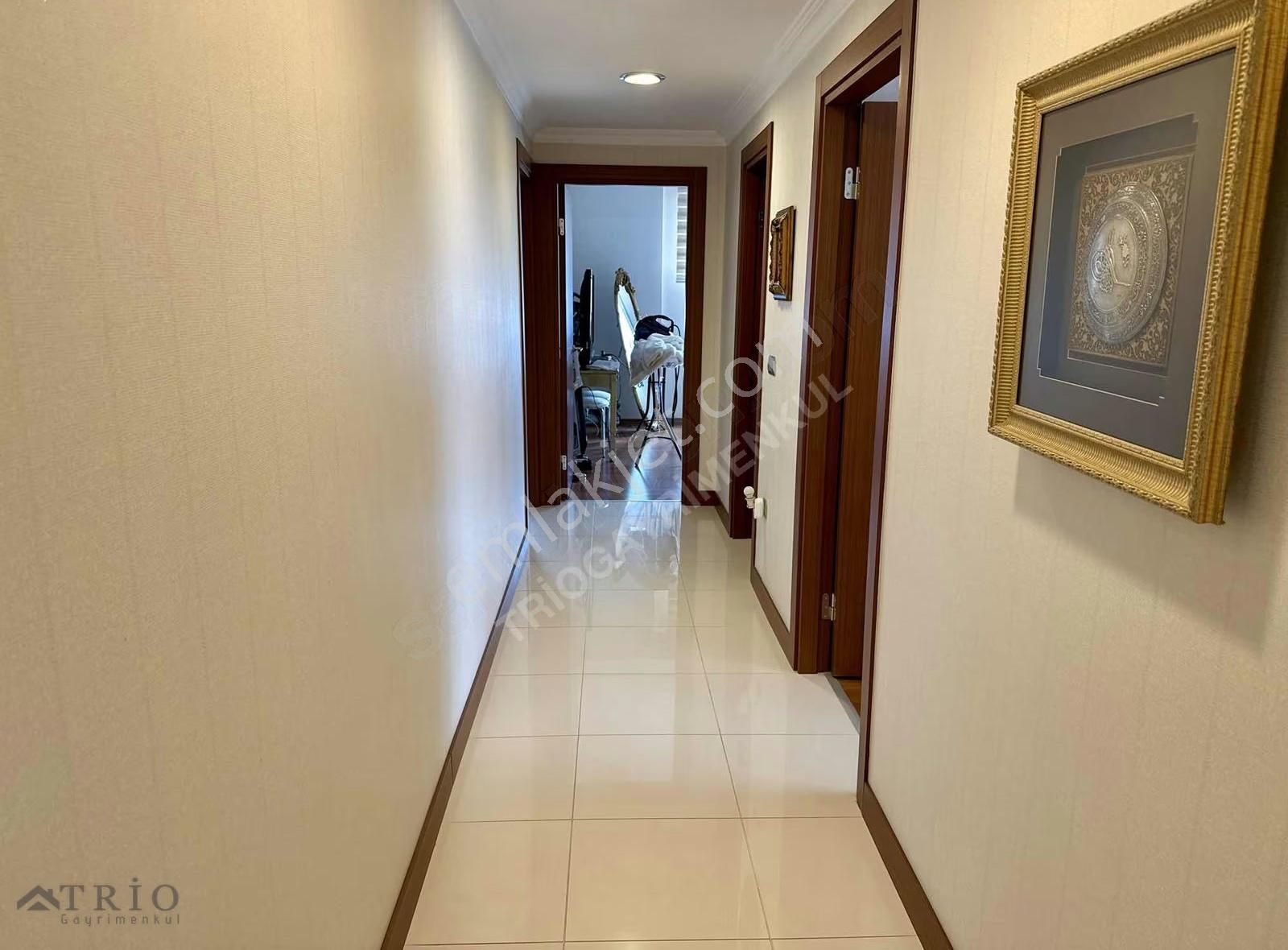 Bahçeşehir Hillpark 2'de Manzaralı 4+1 Satılık Daire (185m²) - Görsel 3