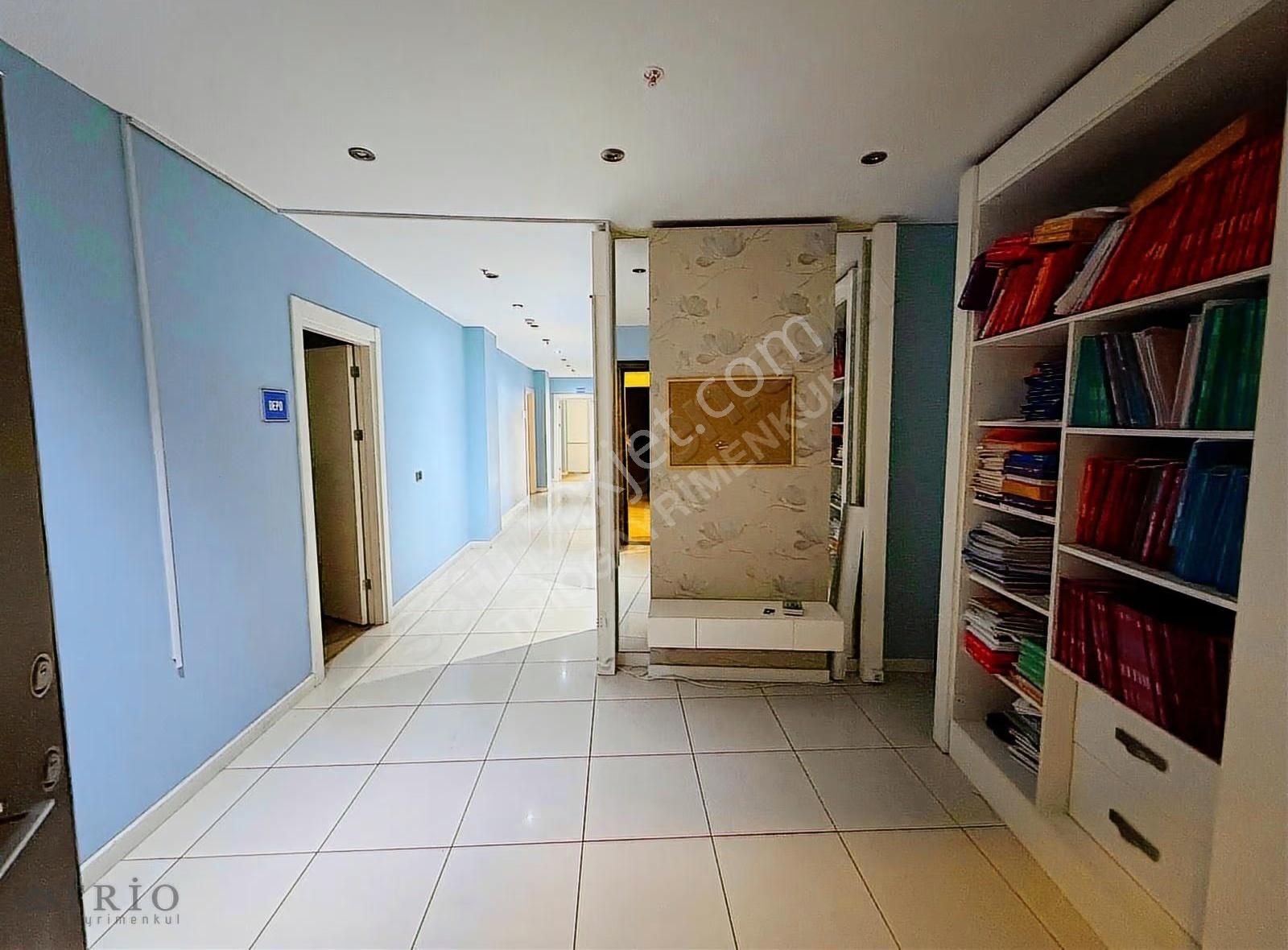 Bahçeşehir Loca Da Gölet Manzaralı İşyerine Uygun 4+1 Ofis - Görsel 24