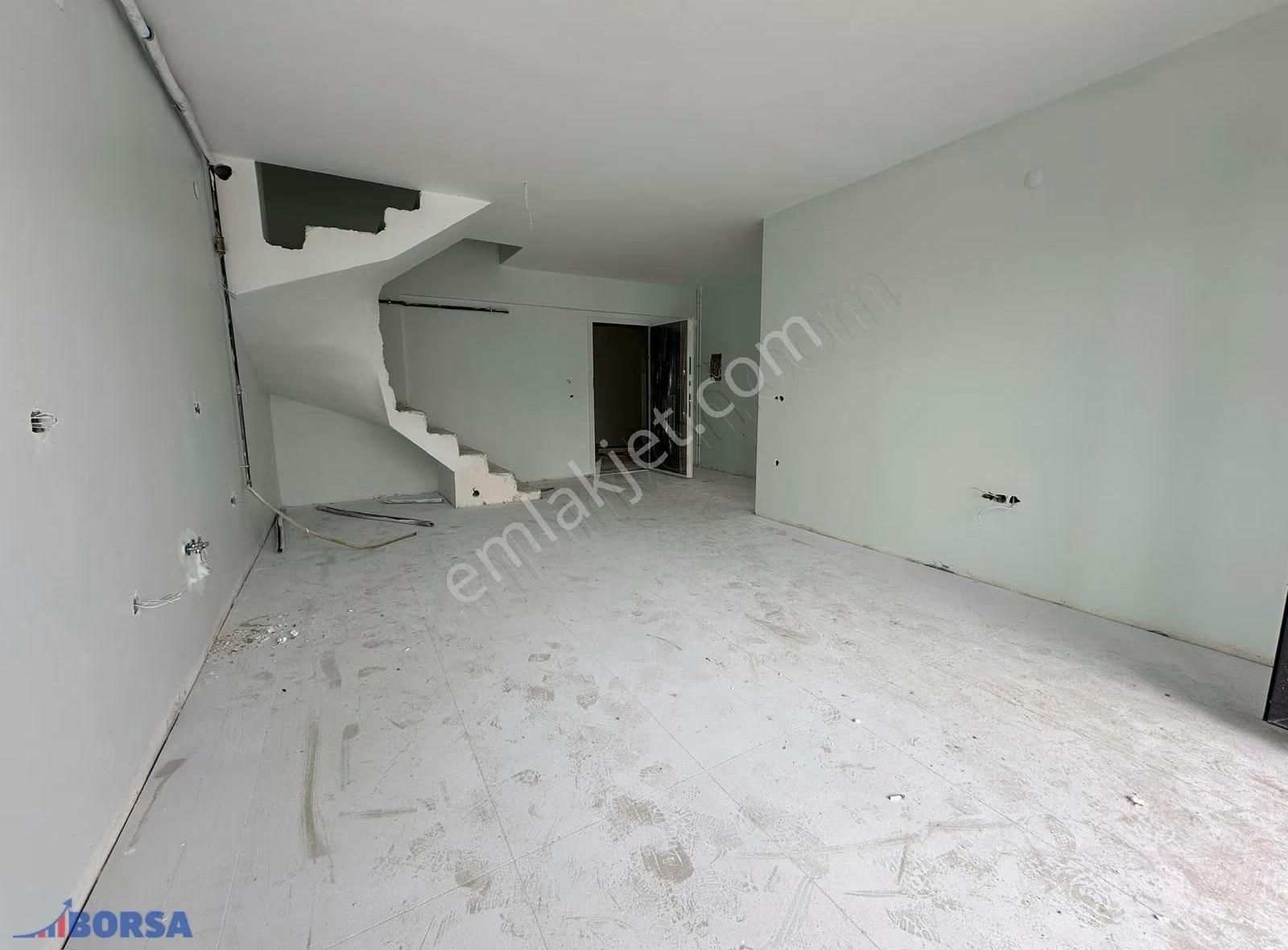 Yükselen Değer İncek | Satılık 3+1 Dubleks | Eğimsiz Çatı - Görsel 2