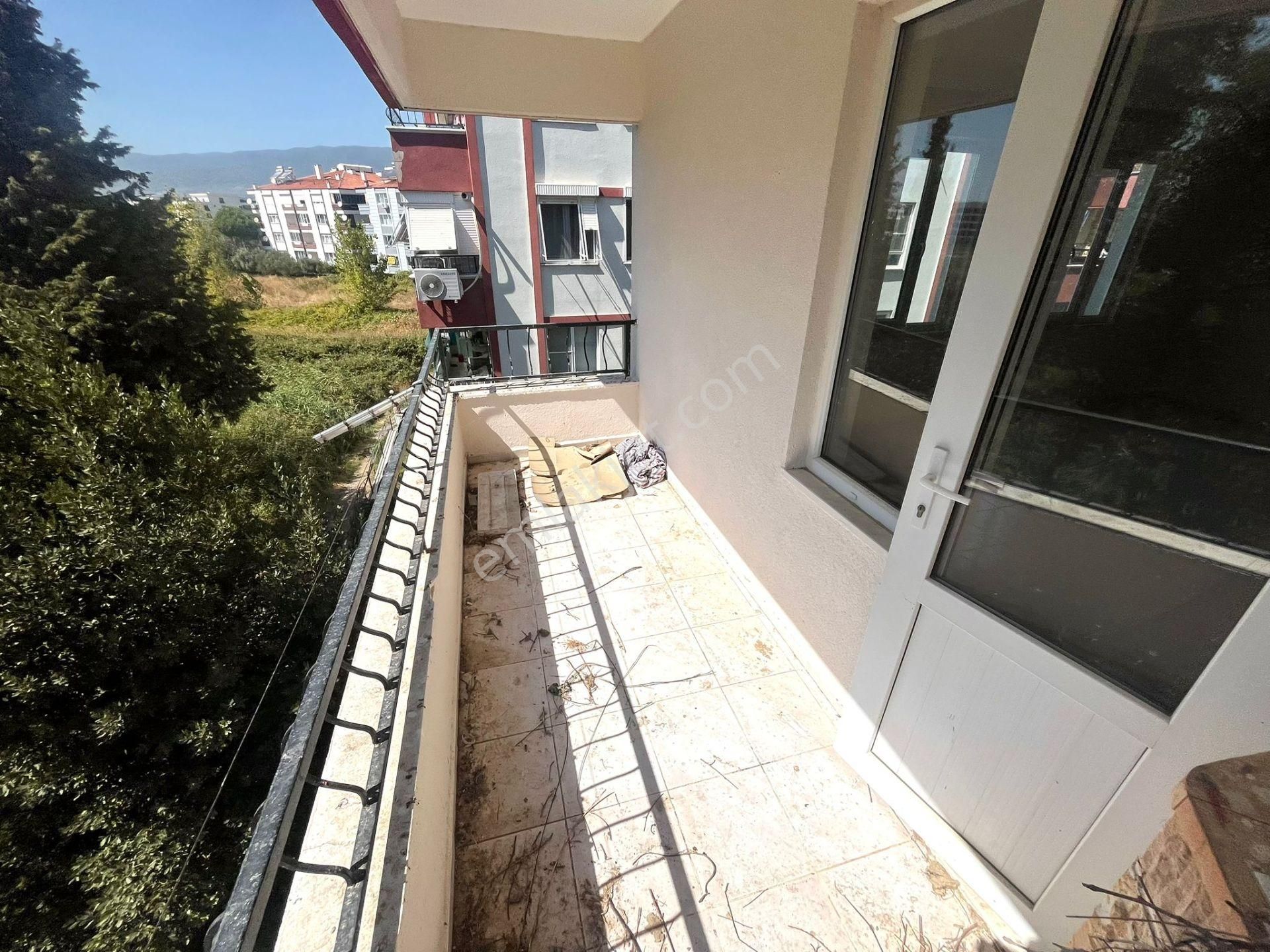 Yükselden Altınkumda Arakat Ebeveyn Banyolu Geniş 2+1 Daire - Görsel 9