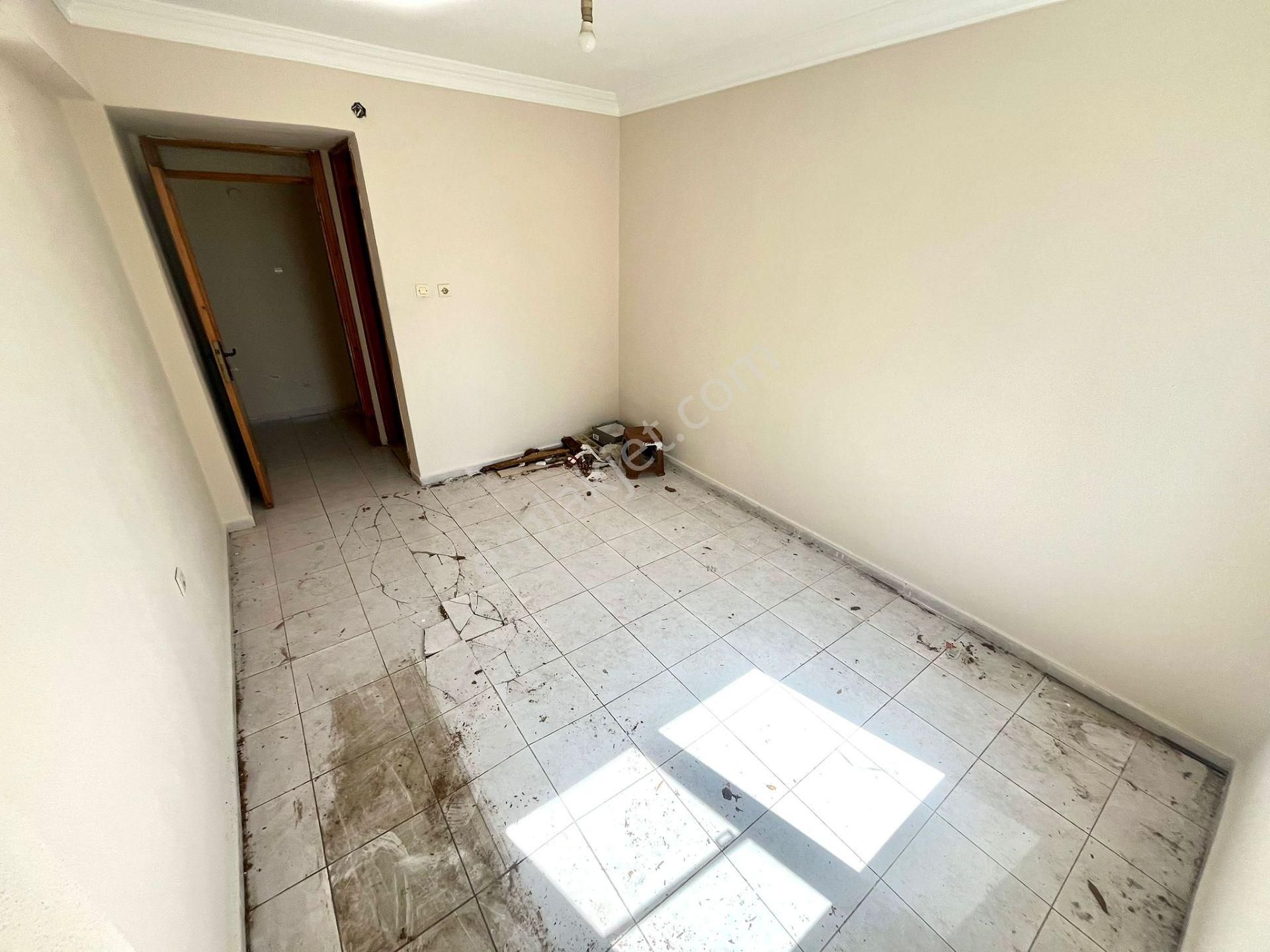 Yükselden Altınkumda Arakat Ebeveyn Banyolu Geniş 2+1 Daire - Görsel 31