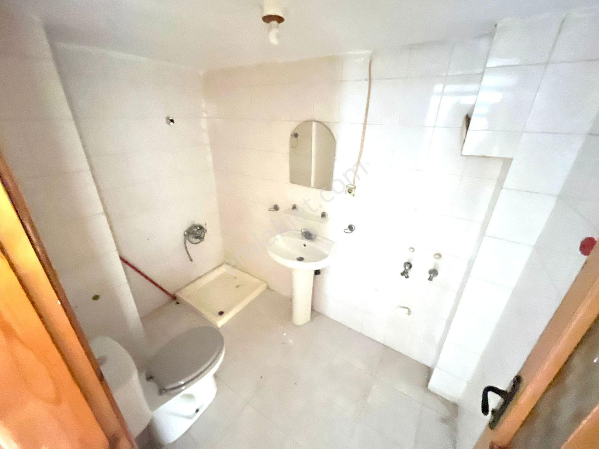 Yükselden Altınkumda Arakat Ebeveyn Banyolu Geniş 2+1 Daire - Görsel 29