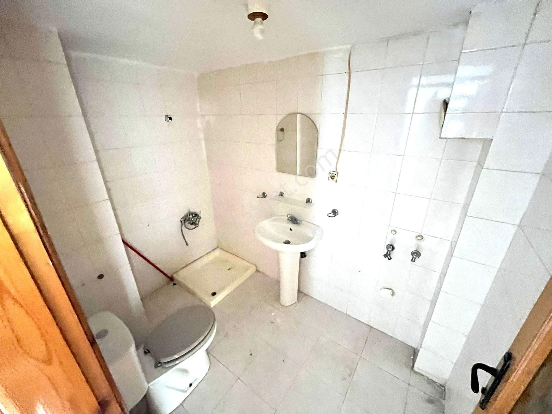 Yükselden Altınkumda Arakat Ebeveyn Banyolu Geniş 2+1 Daire - Görsel 27