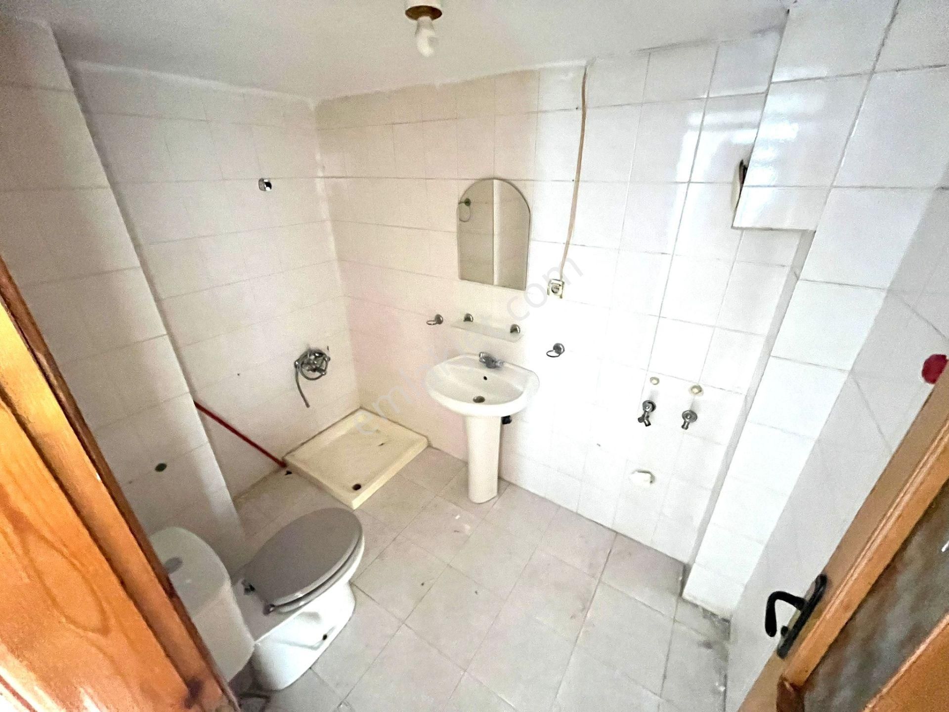 Yükselden Altınkumda Arakat Ebeveyn Banyolu Geniş 2+1 Daire - Görsel 28