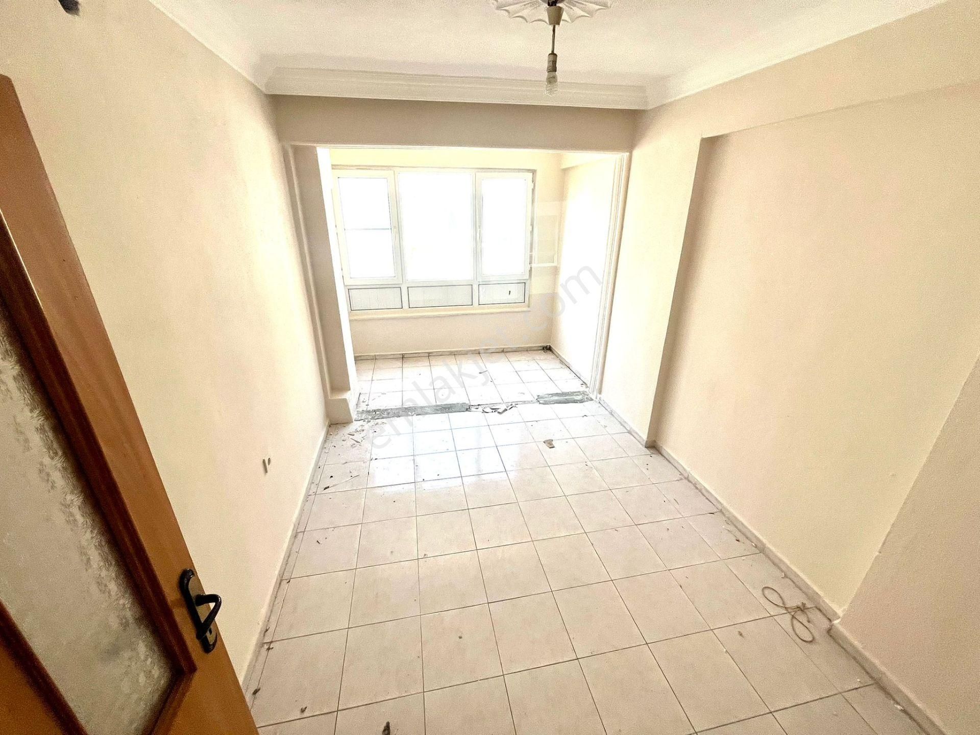 Yükselden Altınkumda Arakat Ebeveyn Banyolu Geniş 2+1 Daire - Görsel 30