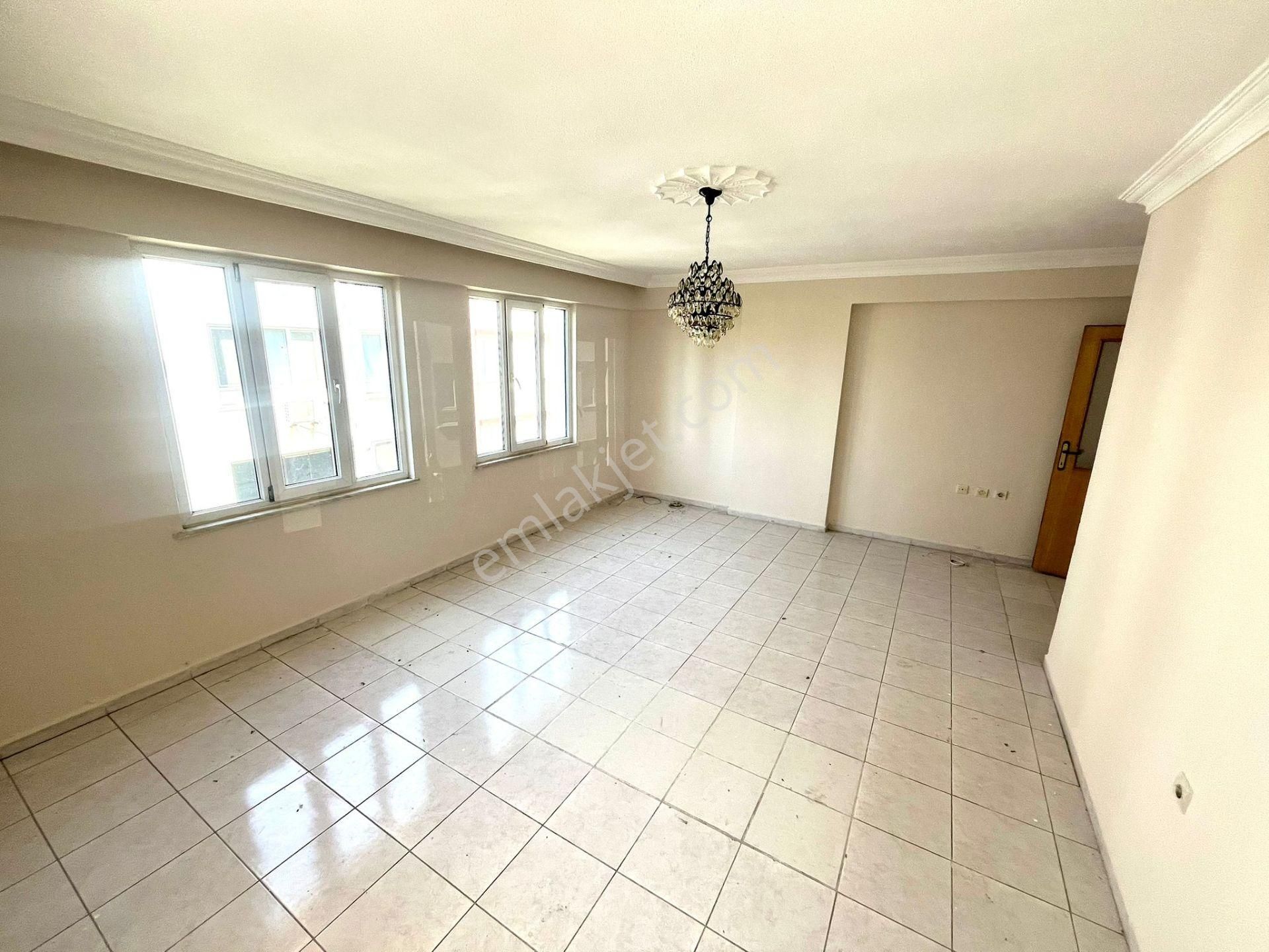 Yükselden Altınkumda Arakat Ebeveyn Banyolu Geniş 2+1 Daire - Görsel 18