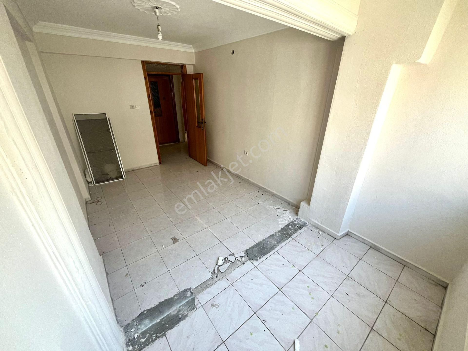 Yükselden Altınkumda Arakat Ebeveyn Banyolu Geniş 2+1 Daire - Görsel 32