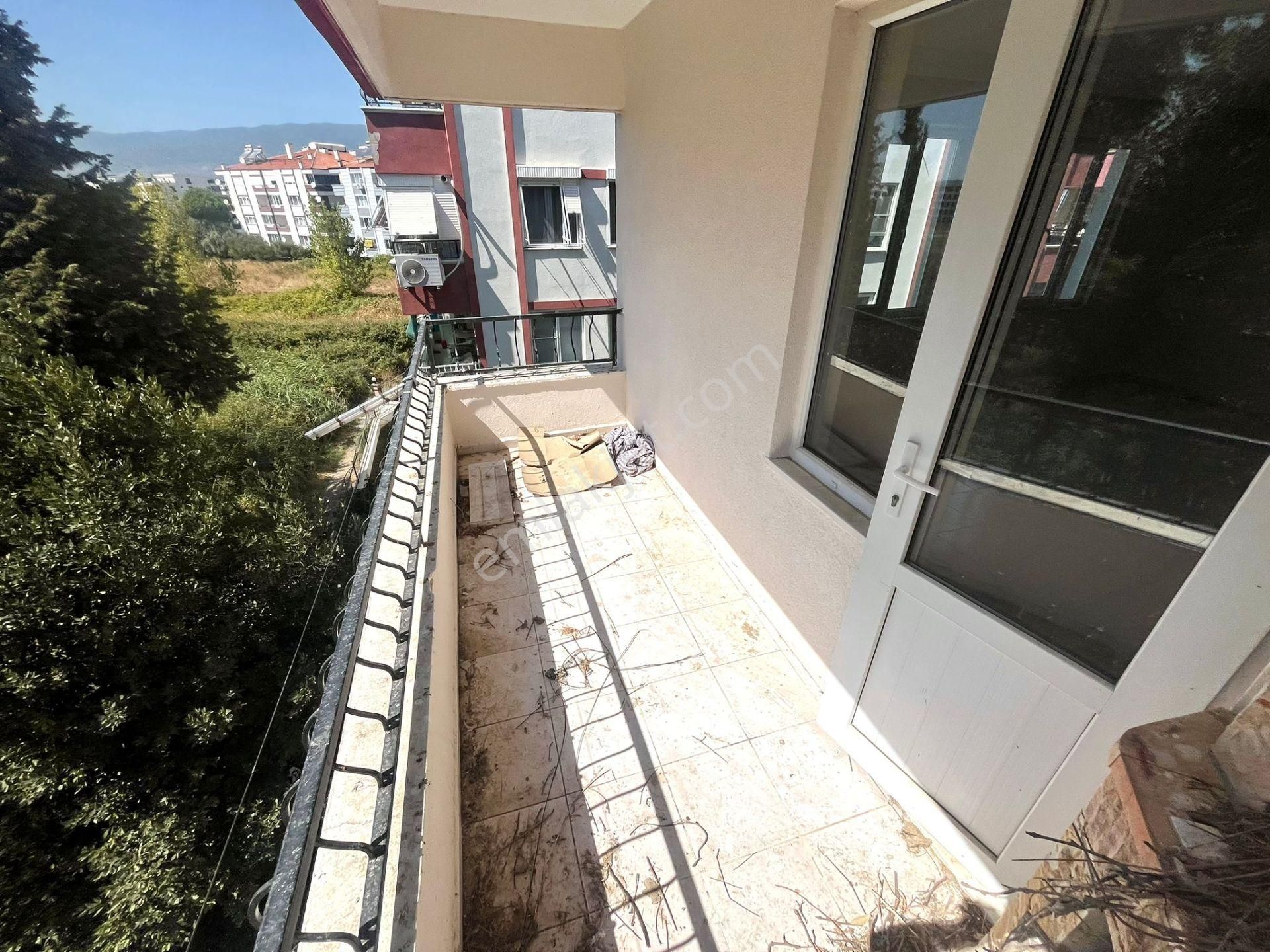 Yükselden Altınkumda Arakat Ebeveyn Banyolu Geniş 2+1 Daire - Görsel 8