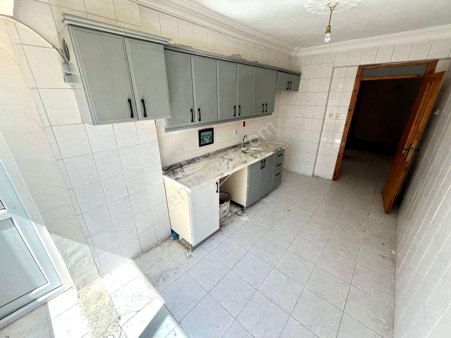 Yükselden Altınkumda Arakat Ebeveyn Banyolu Geniş 2+1 Daire - Görsel 7