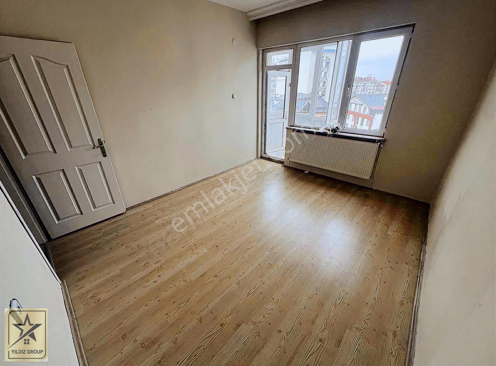 Şehir Merkezinde 2+1 Kiralık Geniş Daire - Görsel 14