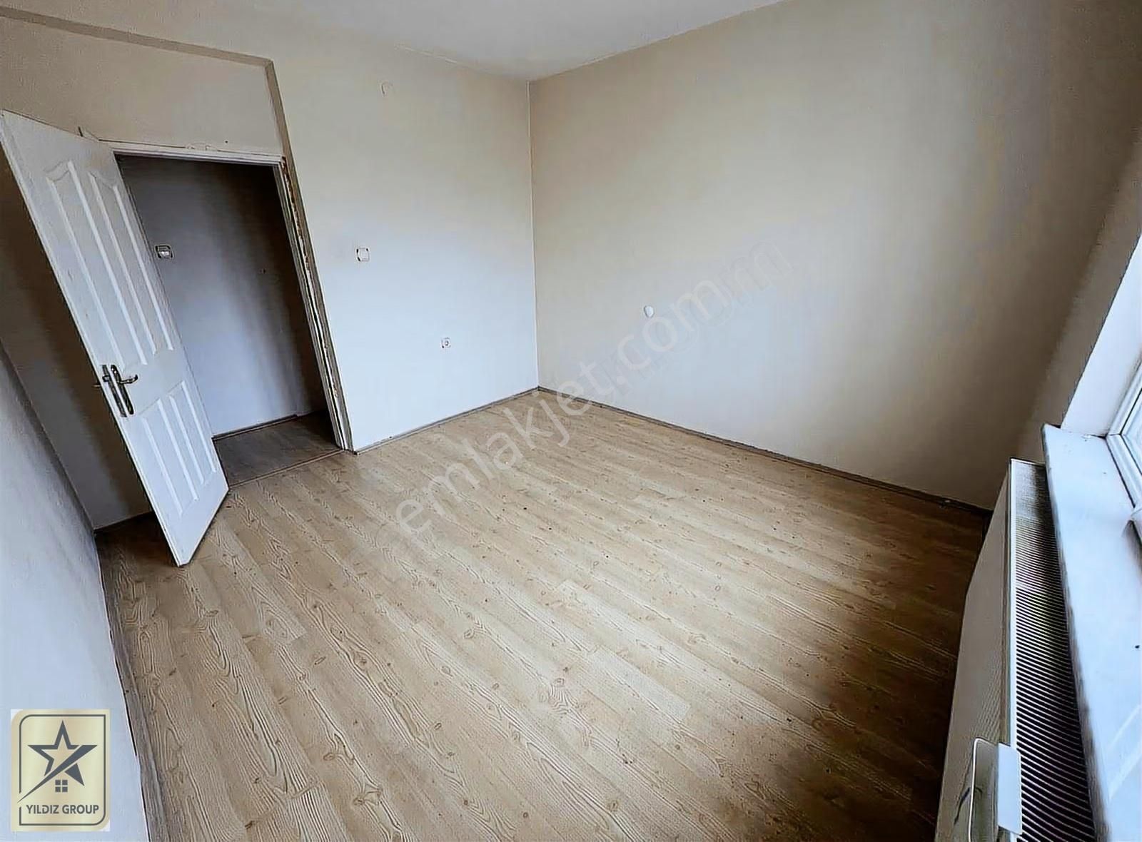 Şehir Merkezinde 2+1 Kiralık Geniş Daire - Görsel 20