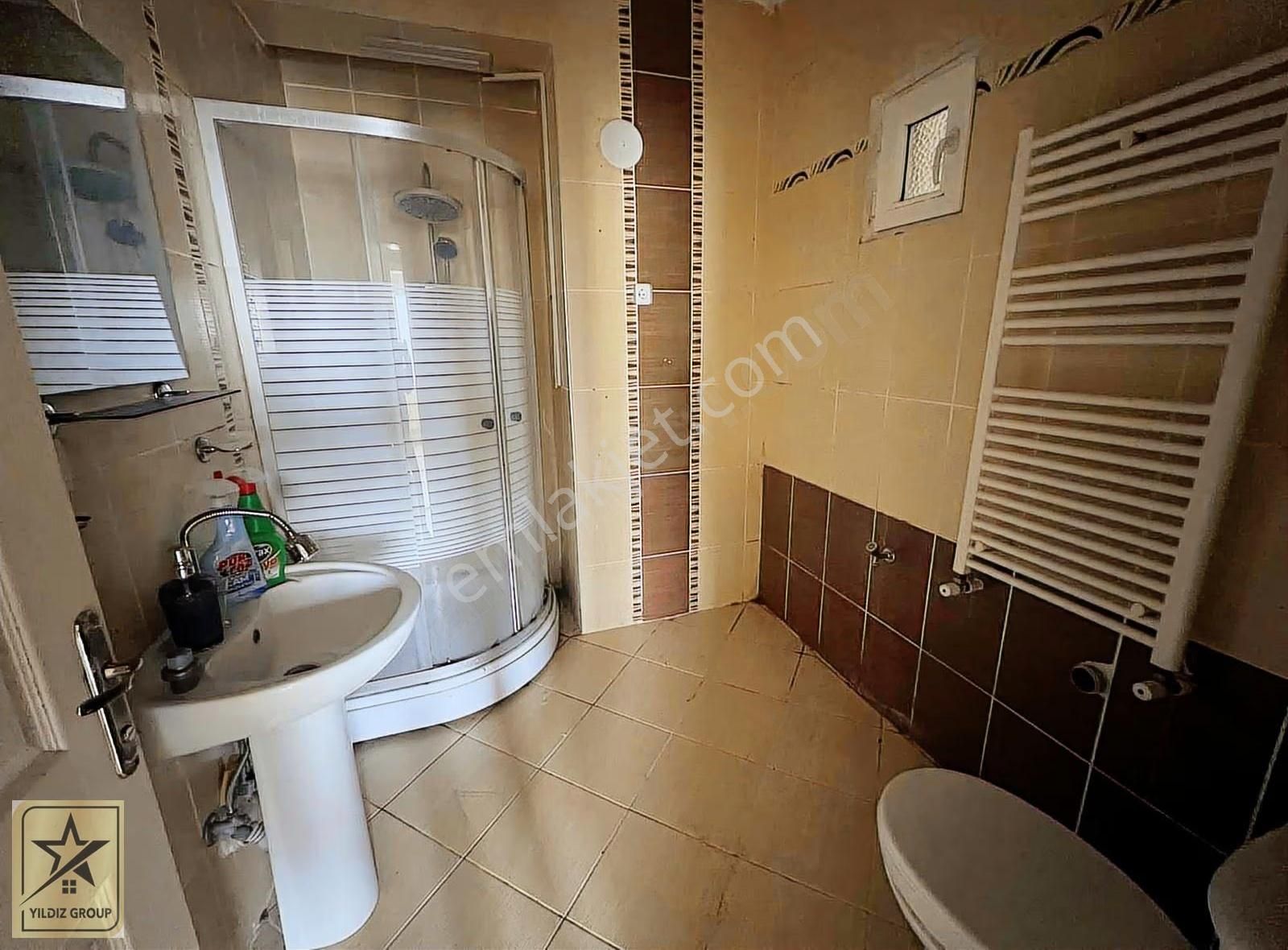 Şehir Merkezinde 2+1 Kiralık Geniş Daire - Görsel 17