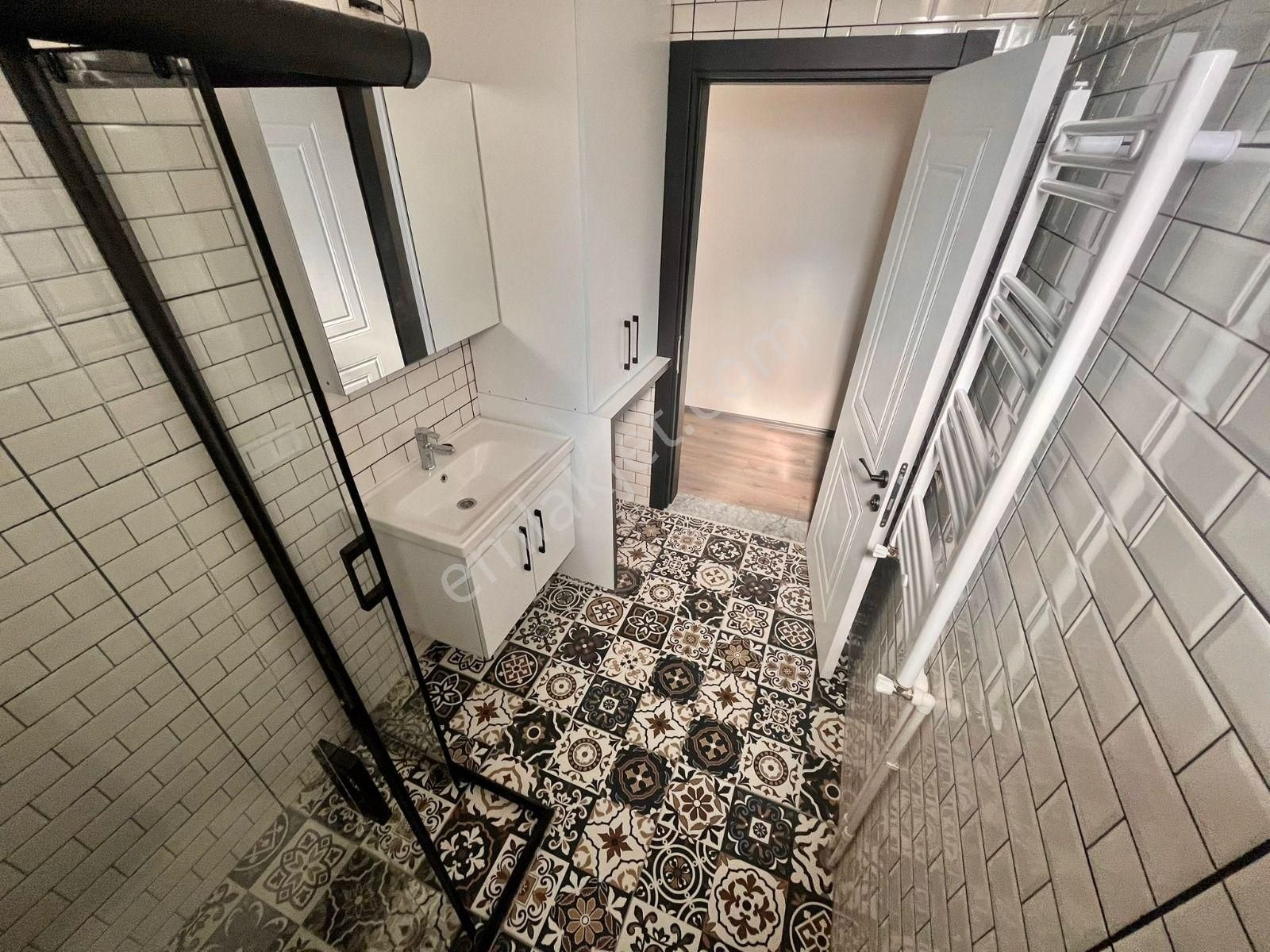 Yükselden Zeytinlinin Göbeğinde Ön Cephe Kupon 1+1 Geniş Daire - Görsel 18