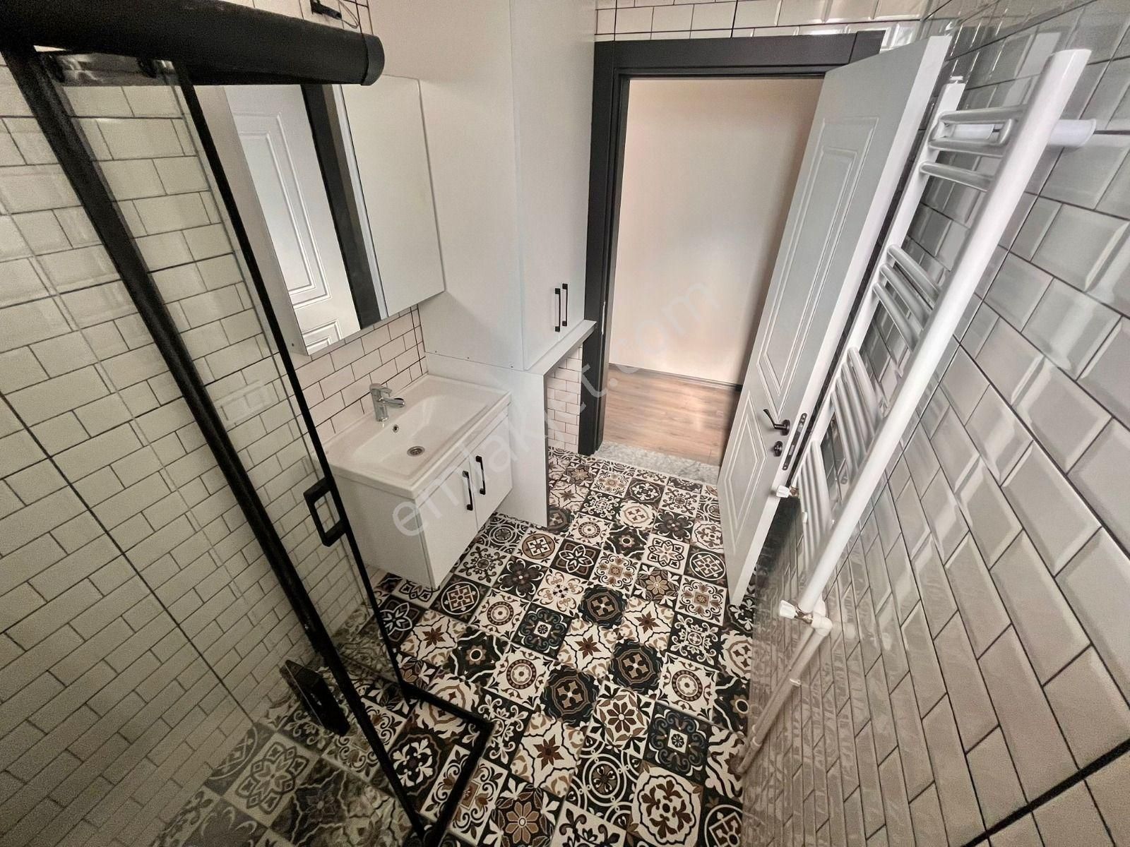 Yükselden Zeytinlinin Göbeğinde Ön Cephe Kupon 1+1 Geniş Daire - Görsel 21