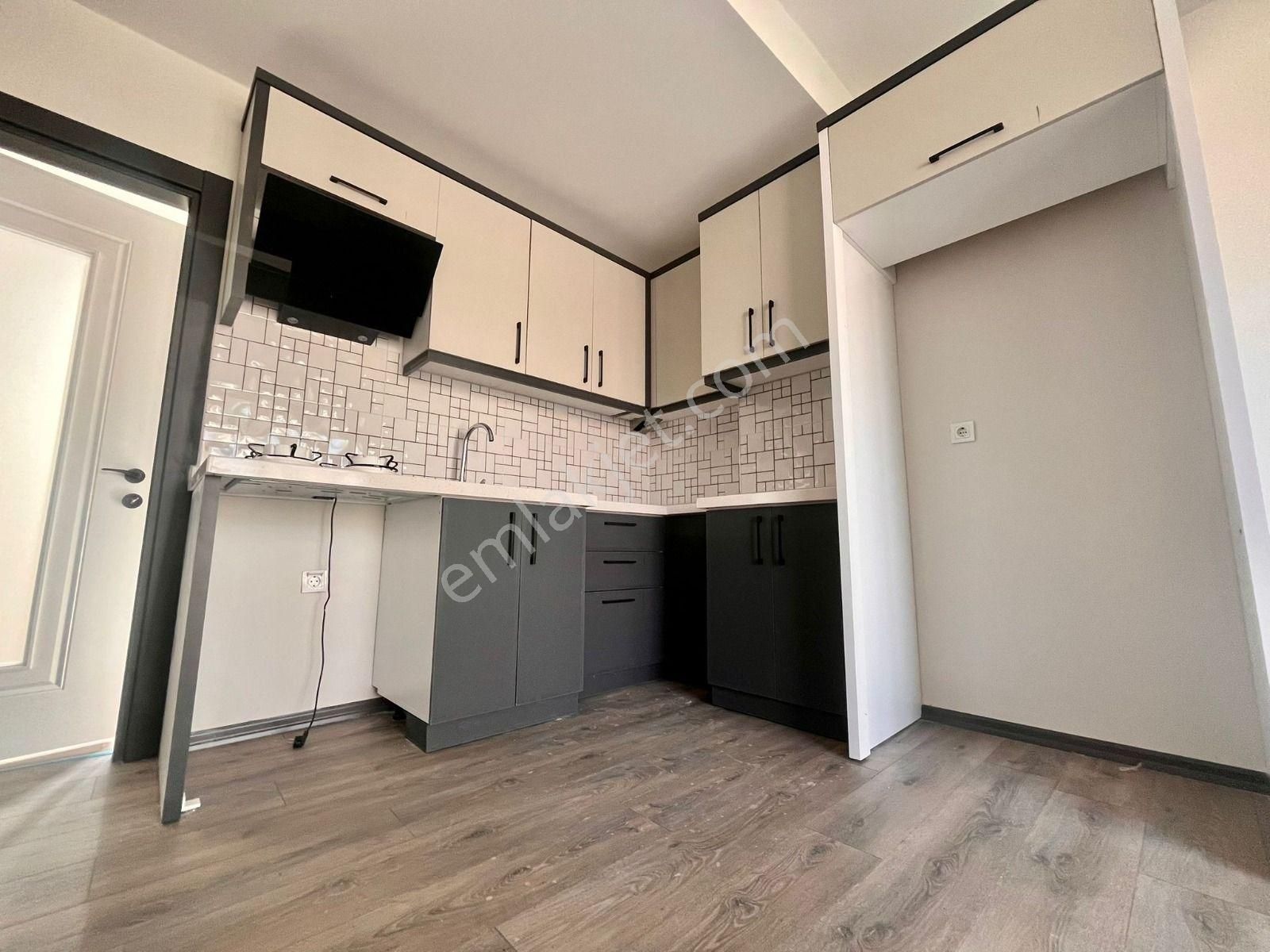 Yükselden Zeytinlinin Göbeğinde Ön Cephe Kupon 1+1 Geniş Daire - Görsel 5