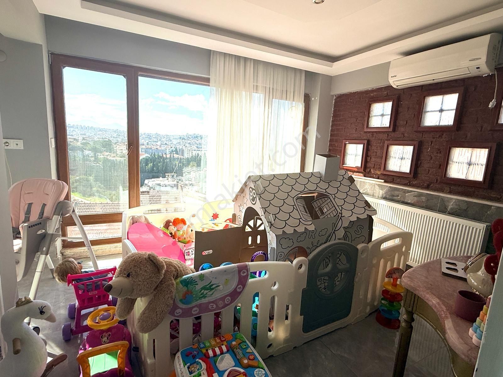 Kuşadası Marinada Deniz Manzaralı,eşyalı,doğalgazlı Kiralık 31 - Görsel 11