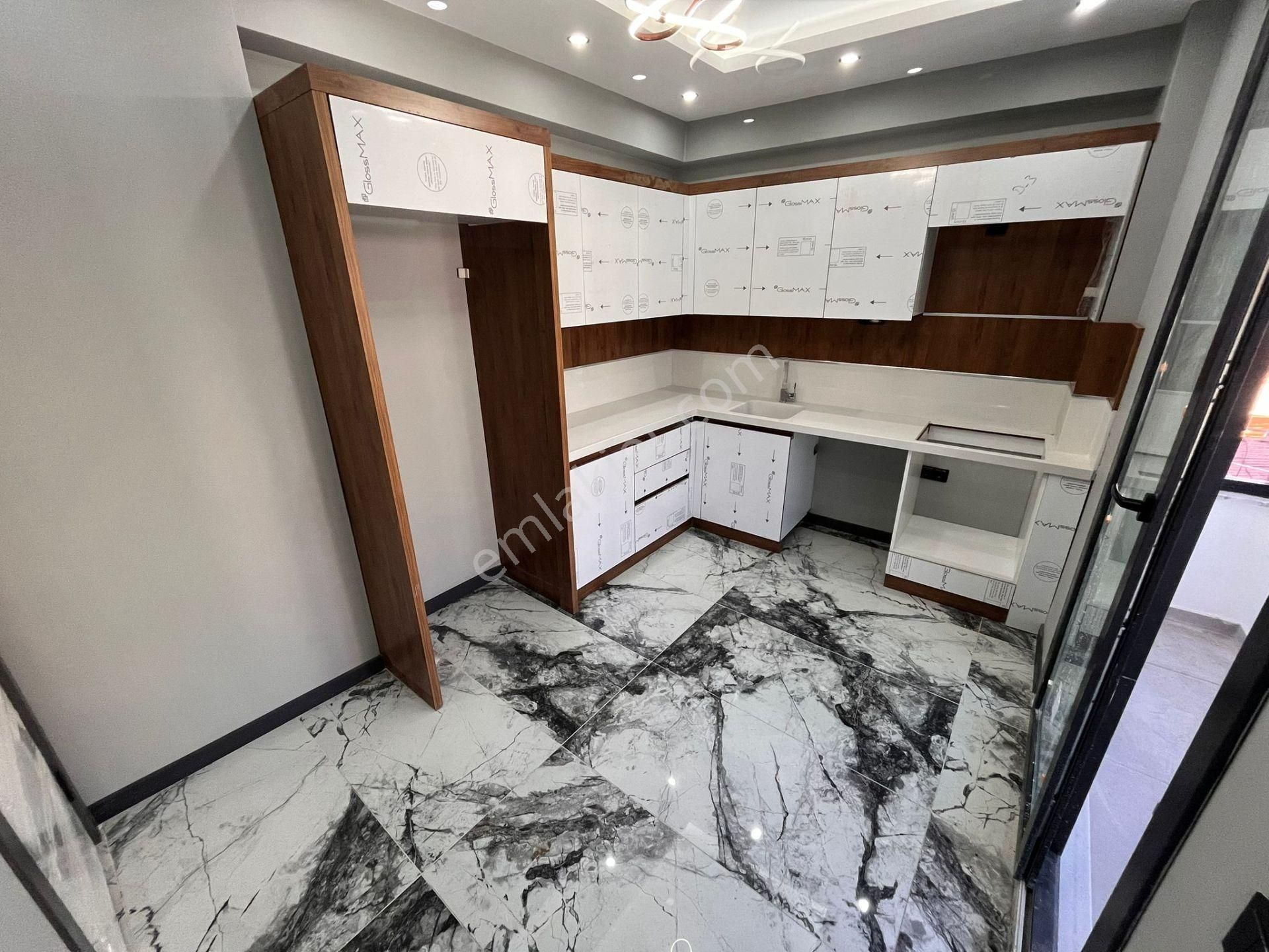 ▓ Yükselden Edremit'te Ayrı Mutfak Sıfır Lüx K.otopark 2+1 Satılık Daire - Görsel 7