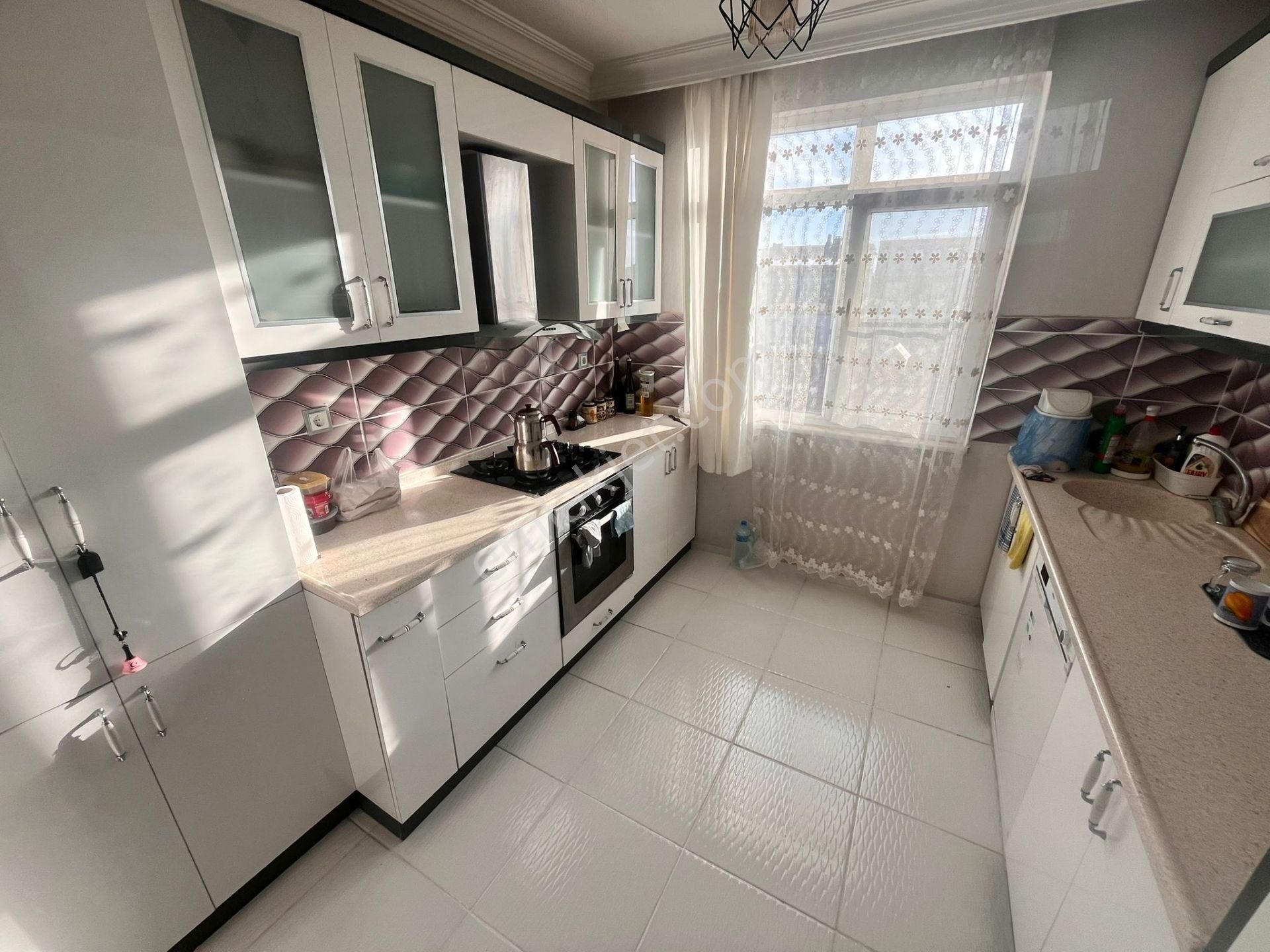Yüksel'den Kadıköy'de Öncephe İçi Yenilenmiş 2+1 Satılık Daire* - Görsel 6